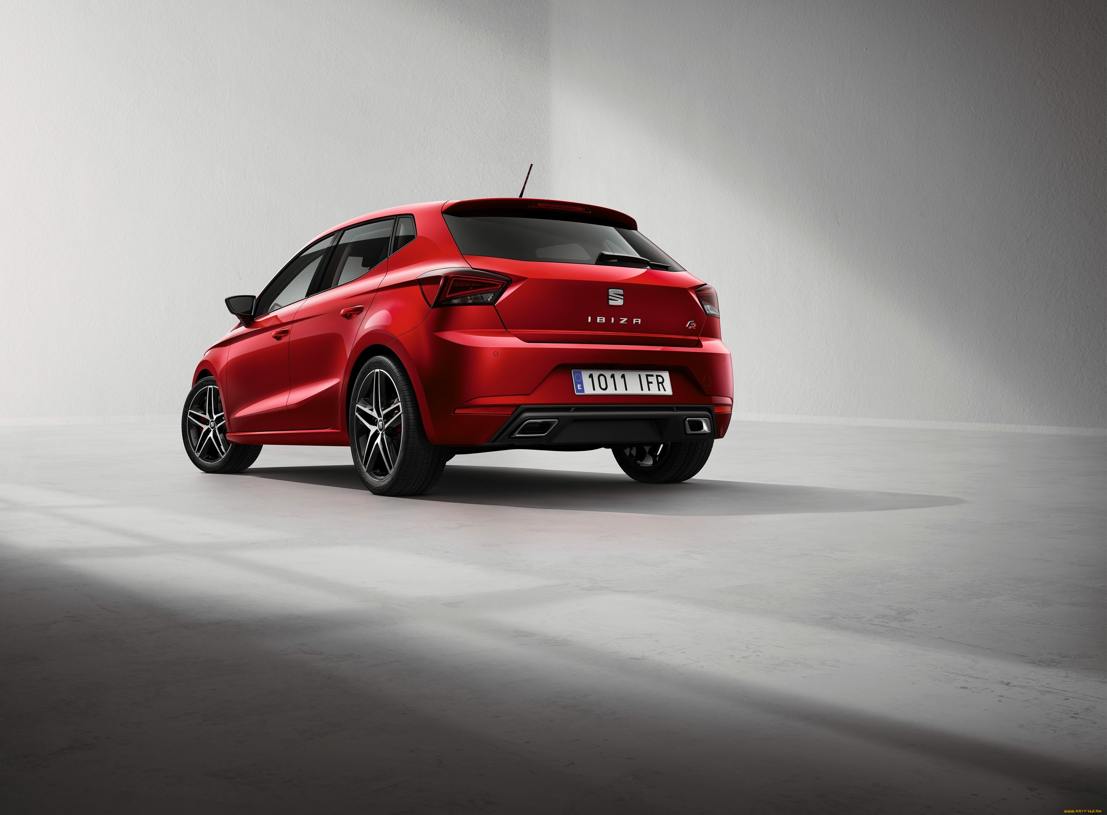 автомобили, seat