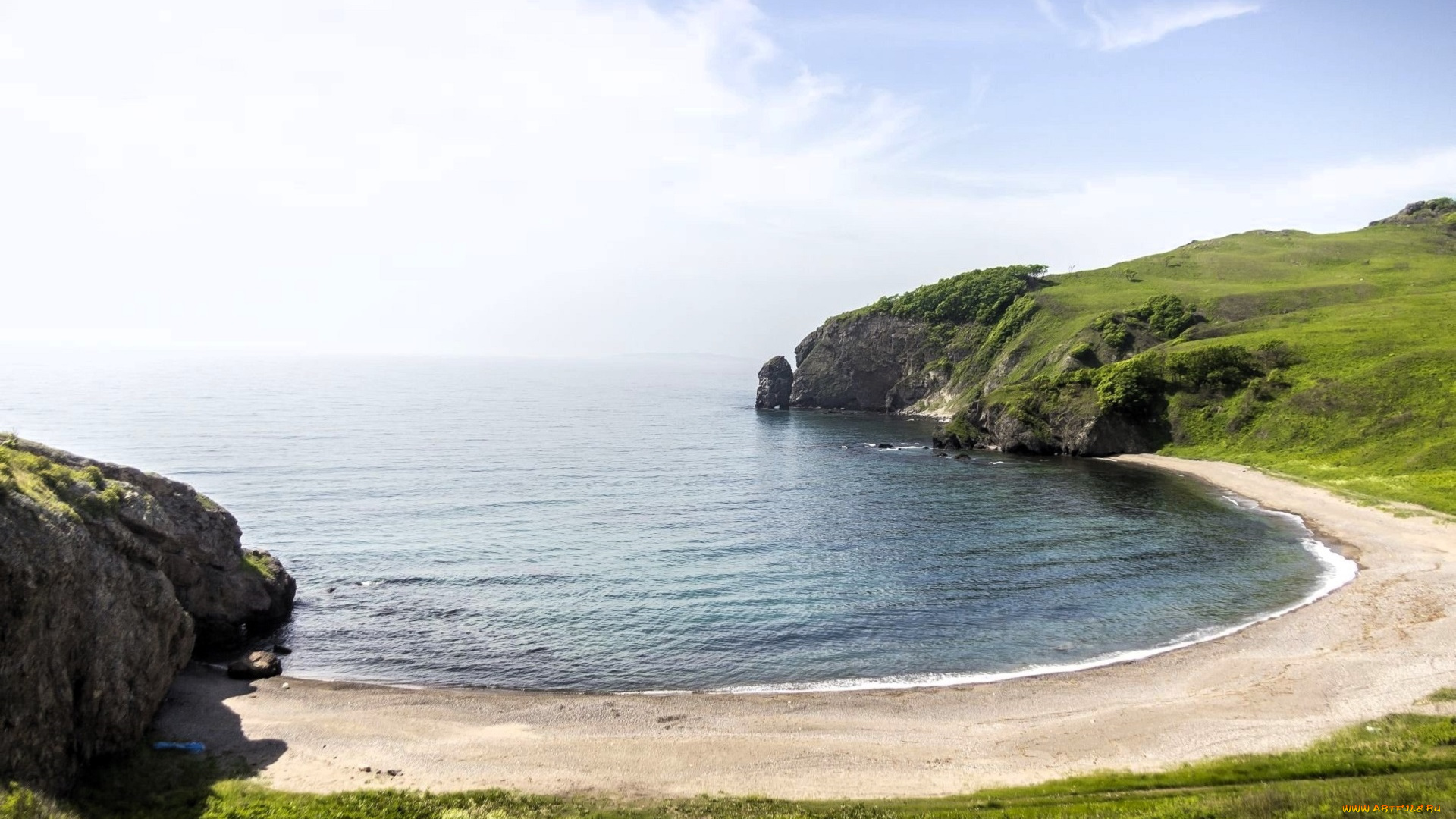 природа, побережье, море, облака, берег, пляж, трава, скалы