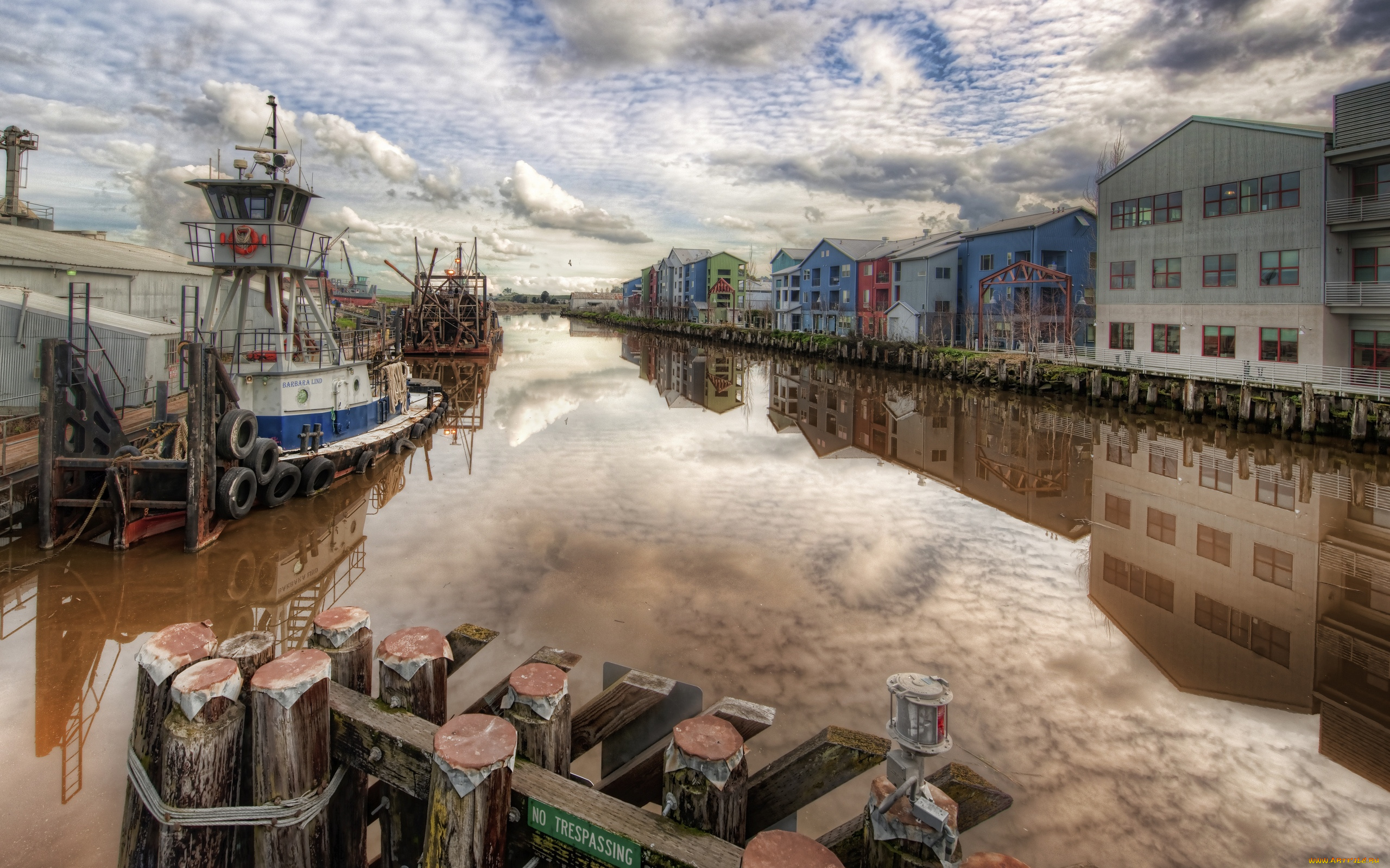 корабли, порты, причалы