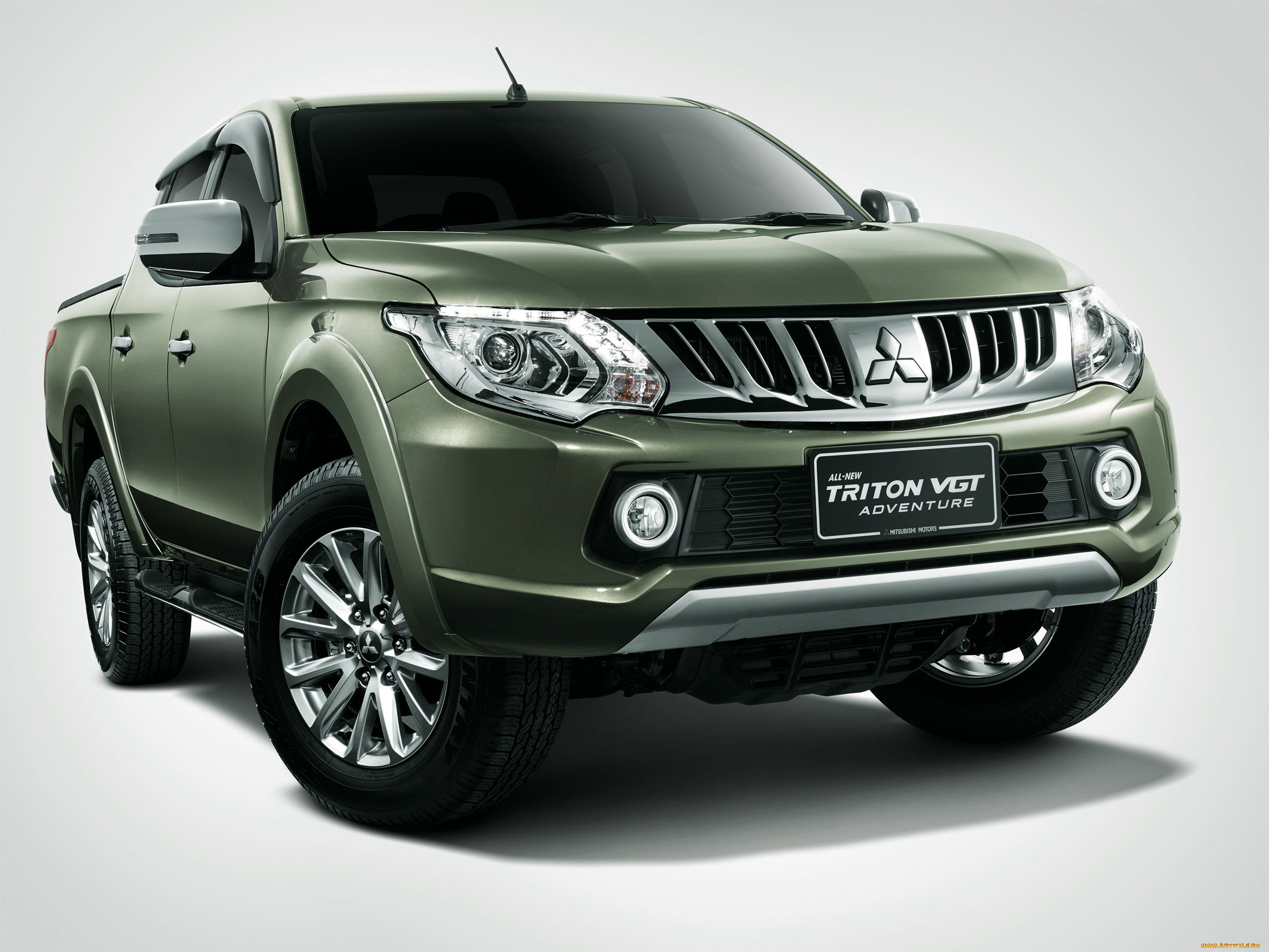 автомобили, mitsubishi