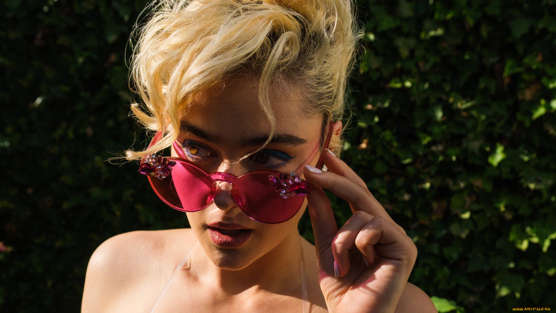 stefania, ferrario, девушки, stefania, ferrario, очки, причёска, plus, size, блондинка, блонда, модель, полная, девушка, красотка, поза, фигура, флирт, взгляд, макияж