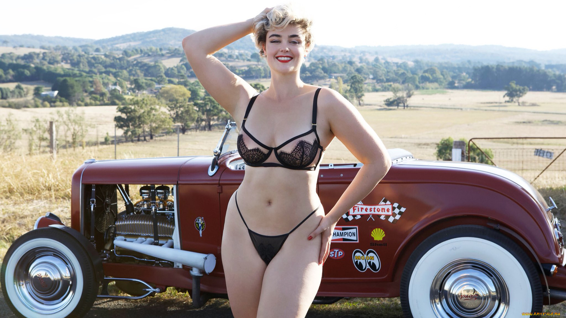 stefania, ferrario, девушки, stefania, ferrario, автомобиль, бельё, ретро, plus, size, блондинка, блонда, причёска, модель, полная, девушка, красотка, поза, фигура, флирт, взгляд, макияж