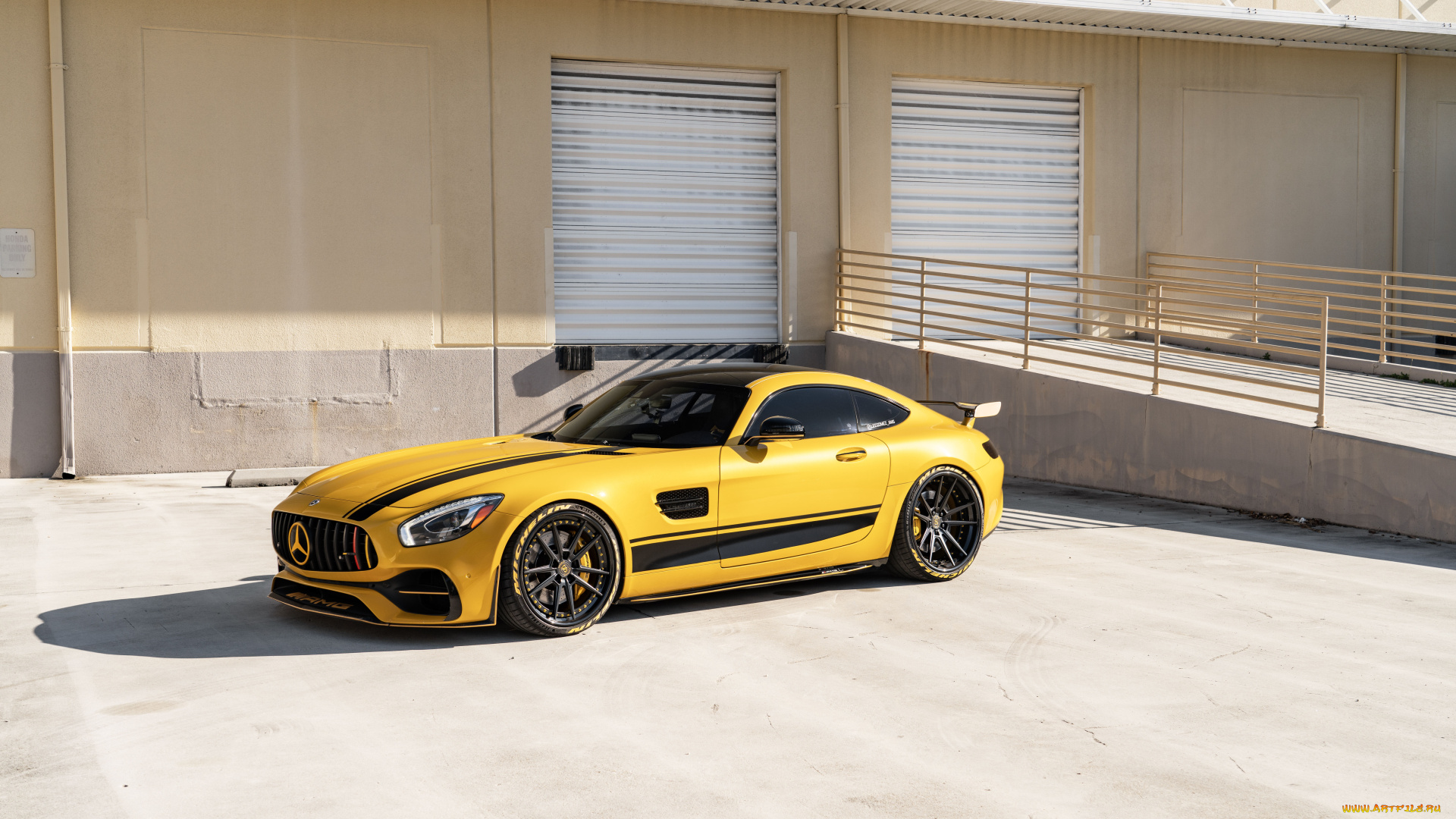 автомобили, mercedes-benz, amg, gt, in, bright, yellow