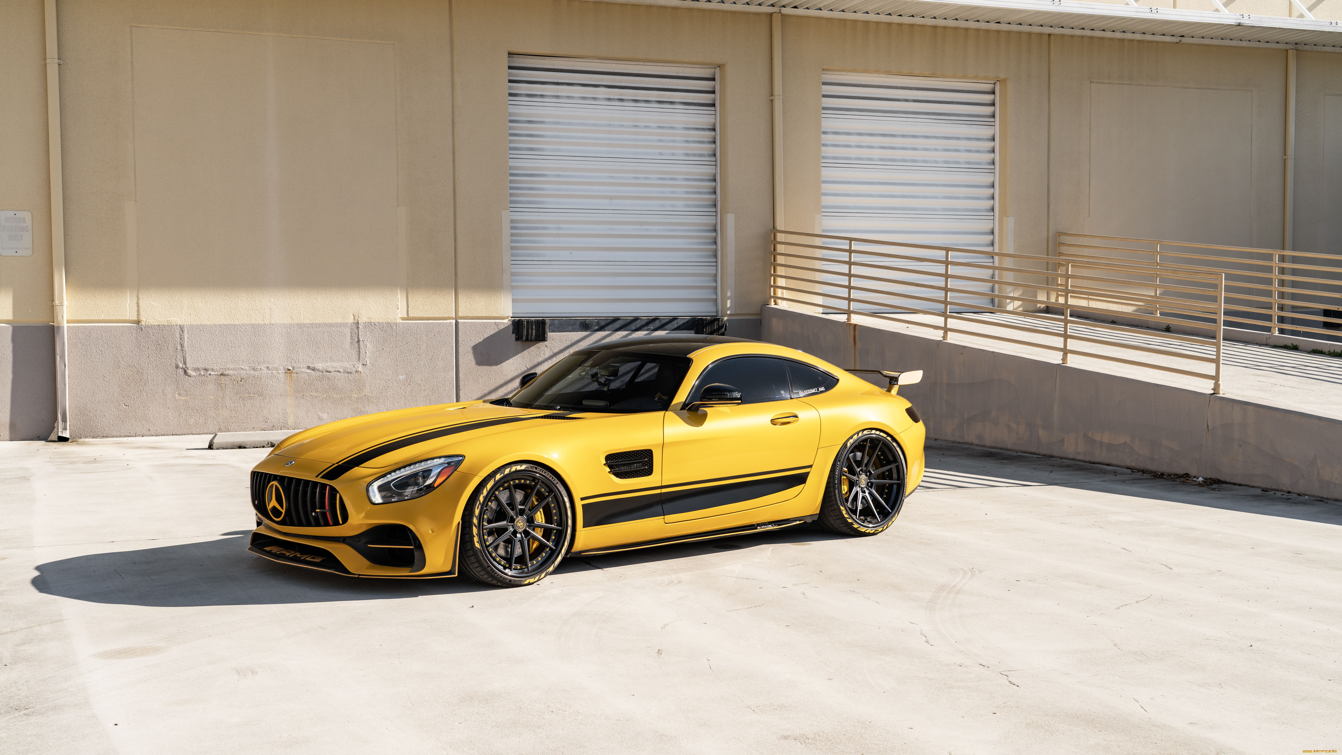 автомобили, mercedes-benz, amg, gt, in, bright, yellow