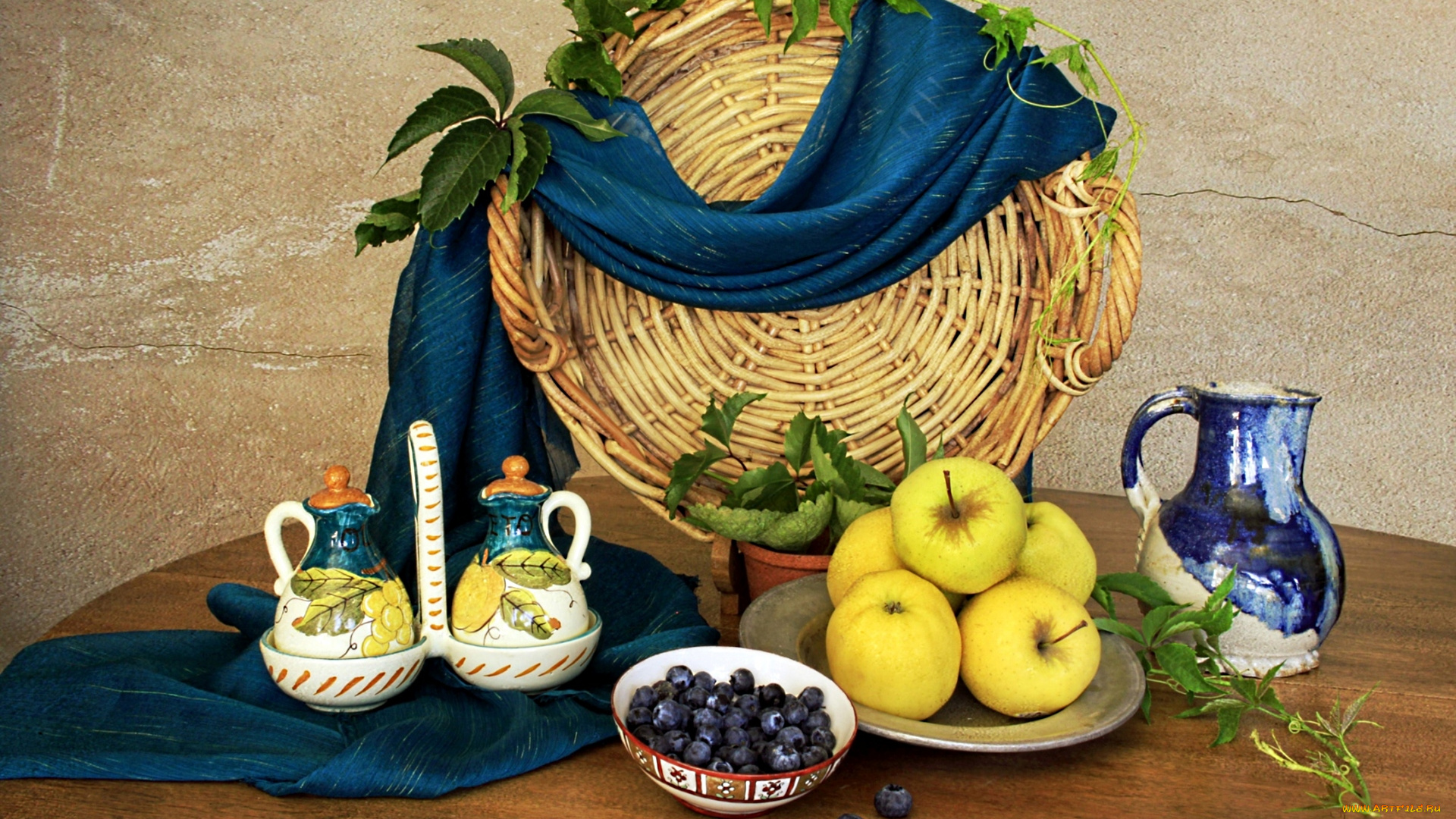 еда, натюрморт, корзина, кувшин, голубика, яблоки