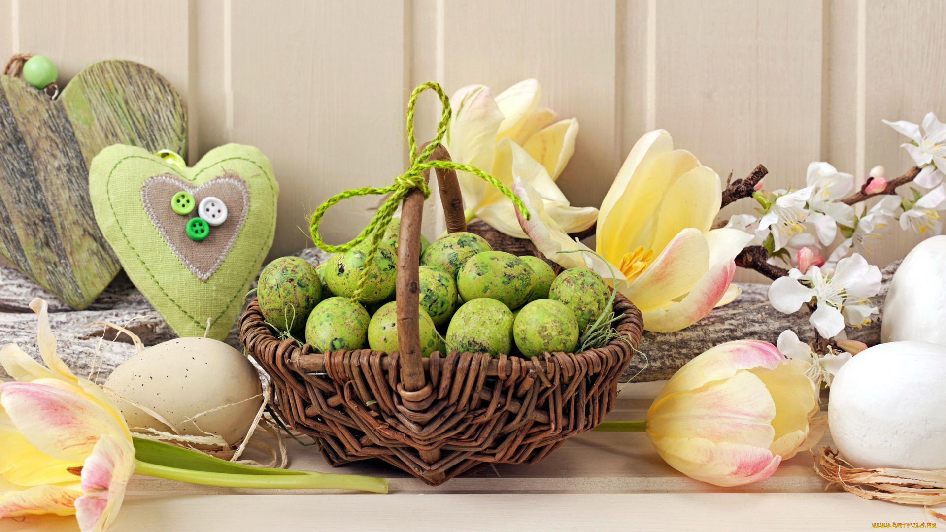 праздничные, пасха, крашенки, тюльпаны