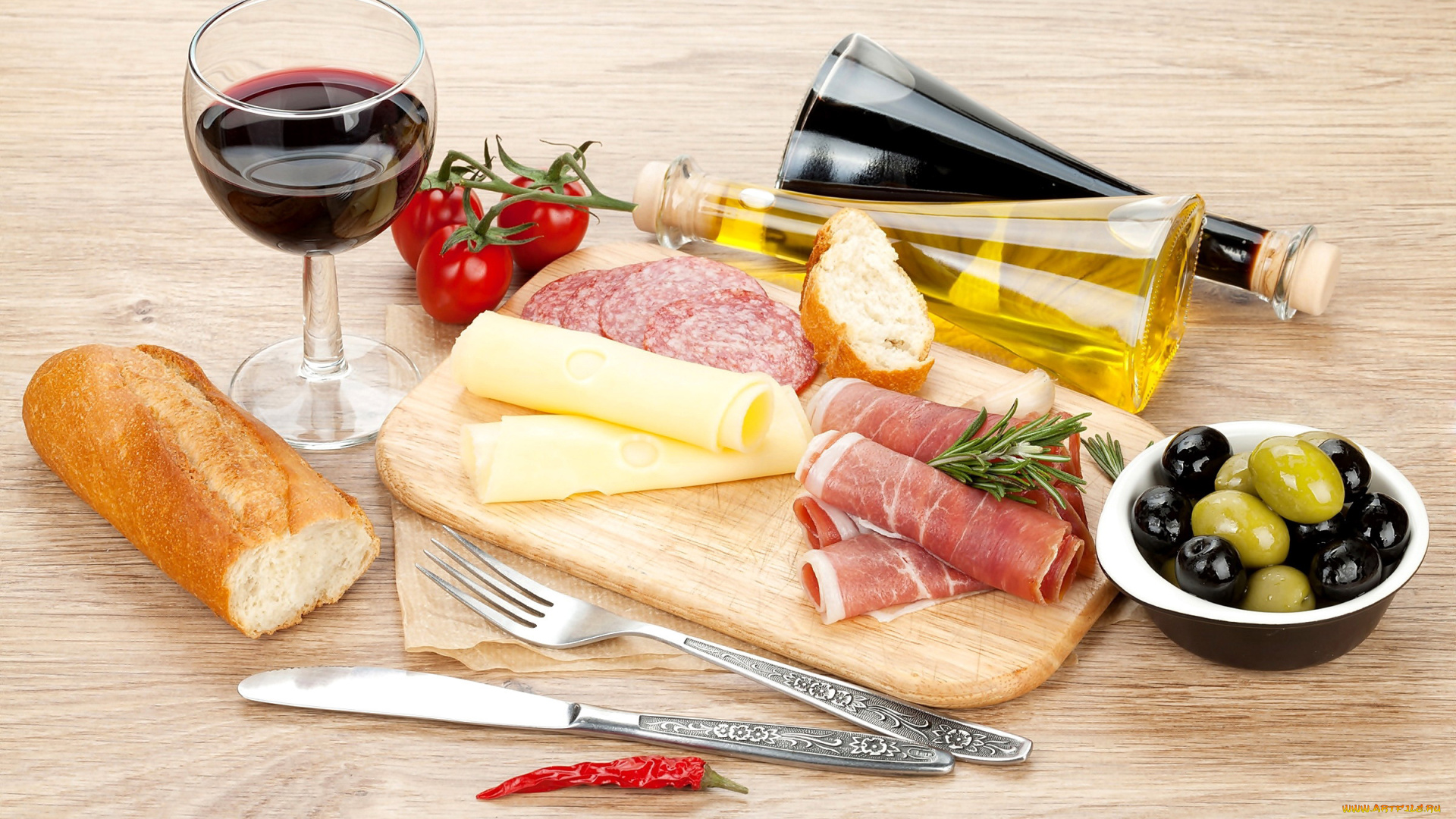 еда, разное, вино, маслины, сыр, ветчина, колбаса, томаты, помидоры