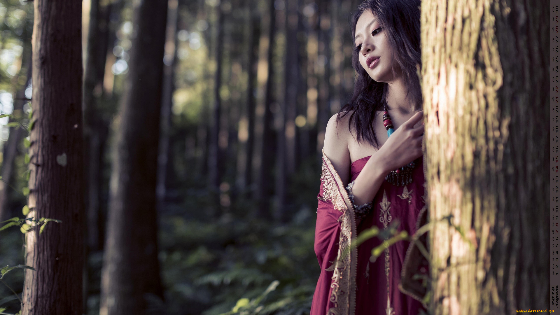 календари, девушки, деревья