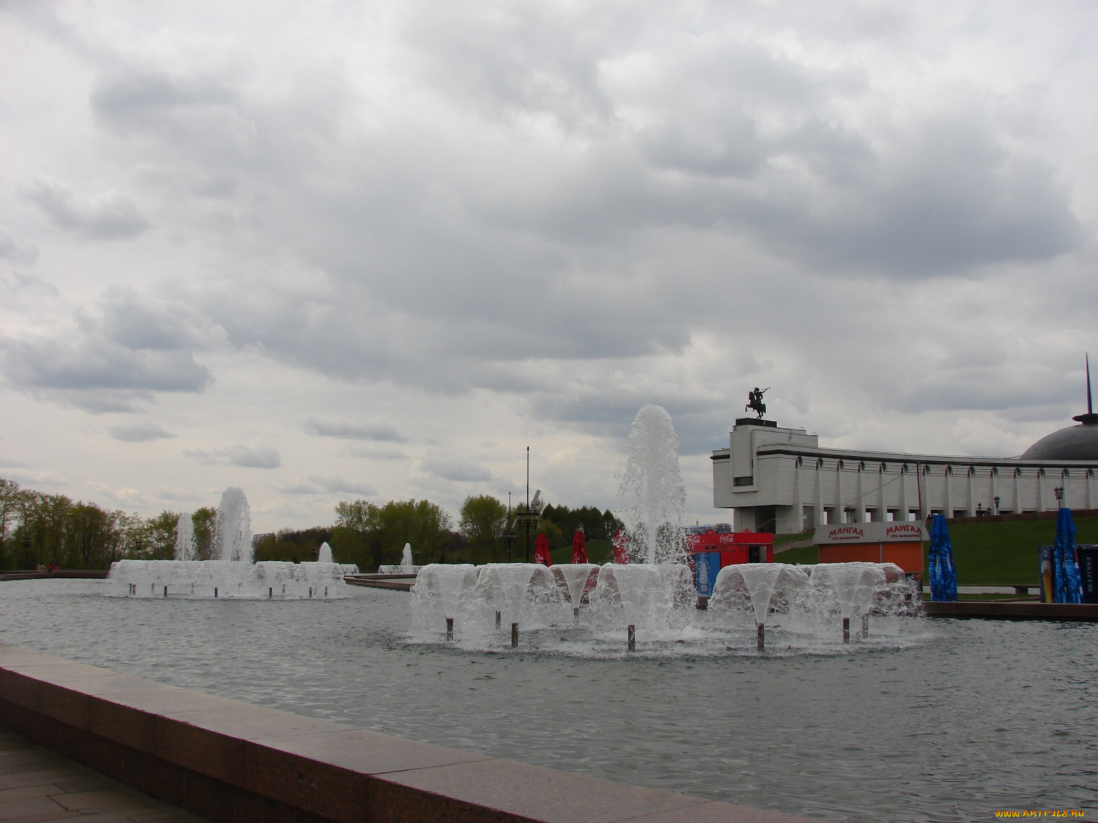 фонтаны, города