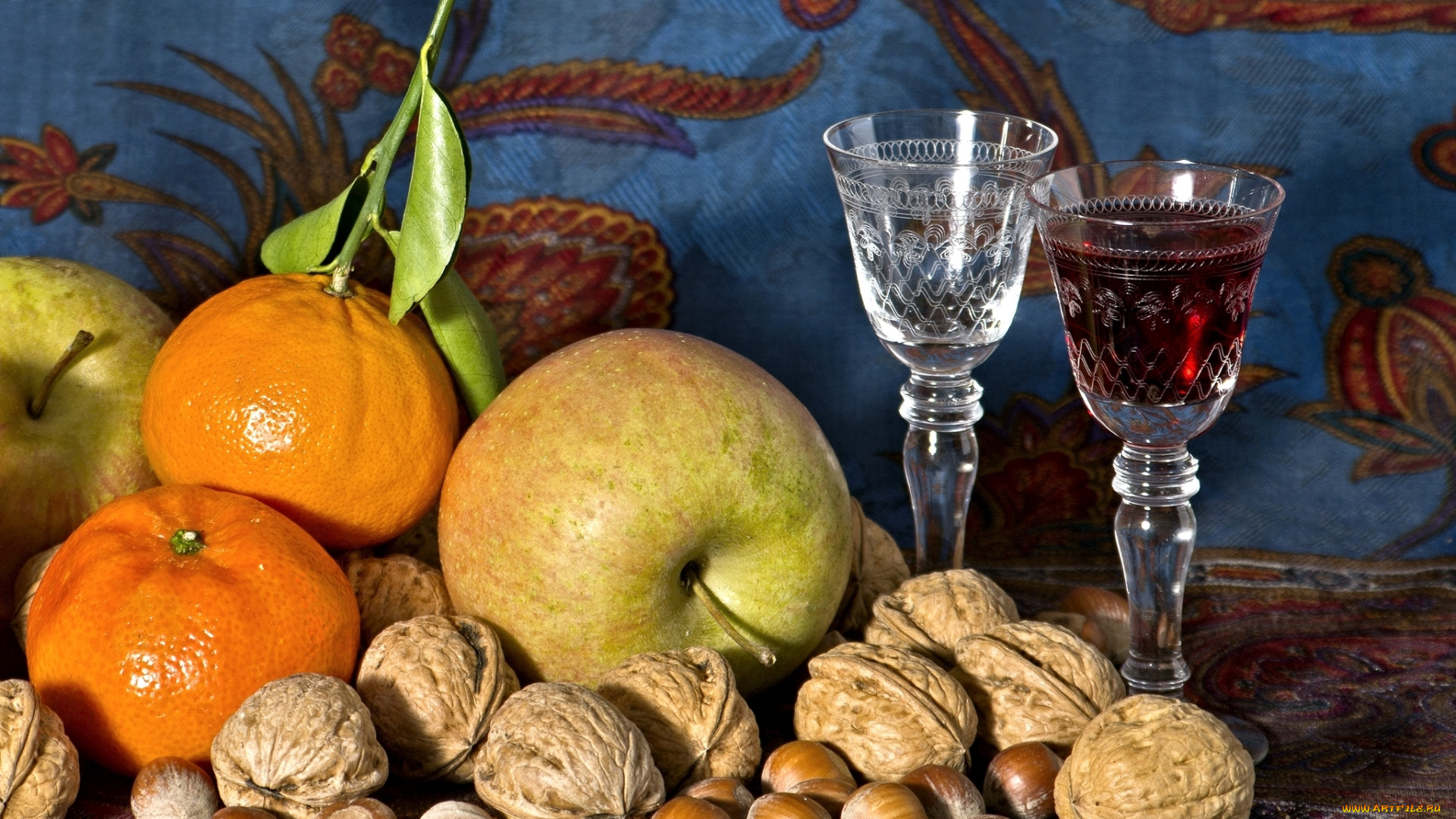 еда, разное, бокалы, мандарин, натюрморт, яблоки, грецкие, орехи, фундук, вино