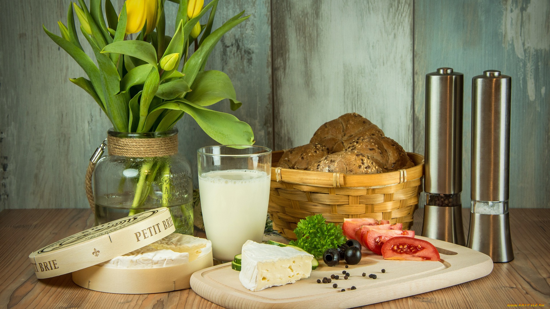 еда, натюрморт, томаты, помидоры, цветы, сыр