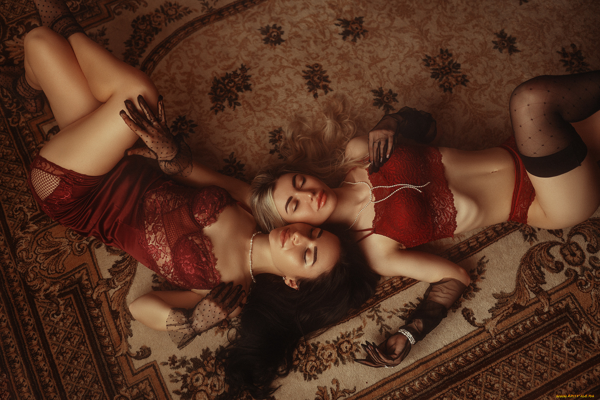 две, девушки, вместе, девушки, -, группа, девушек, женщины, две, вместе, разные, сексуальные, модели, звёзды, позируют, разная, обувь, верхняя, стильная, одежда, нижнее, эротическое, бельё, трусы, лифчик, аксессуары, макияж, колготки, чулки, и, множество, элементов, на, фотографии