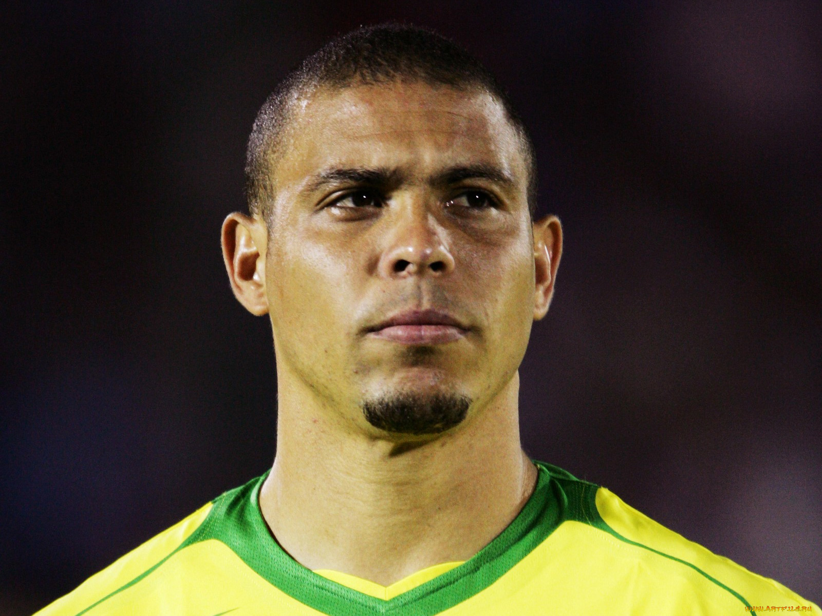 ronaldo, спорт, футбол, бразилец, brazil, футболист, форвард, взгяд