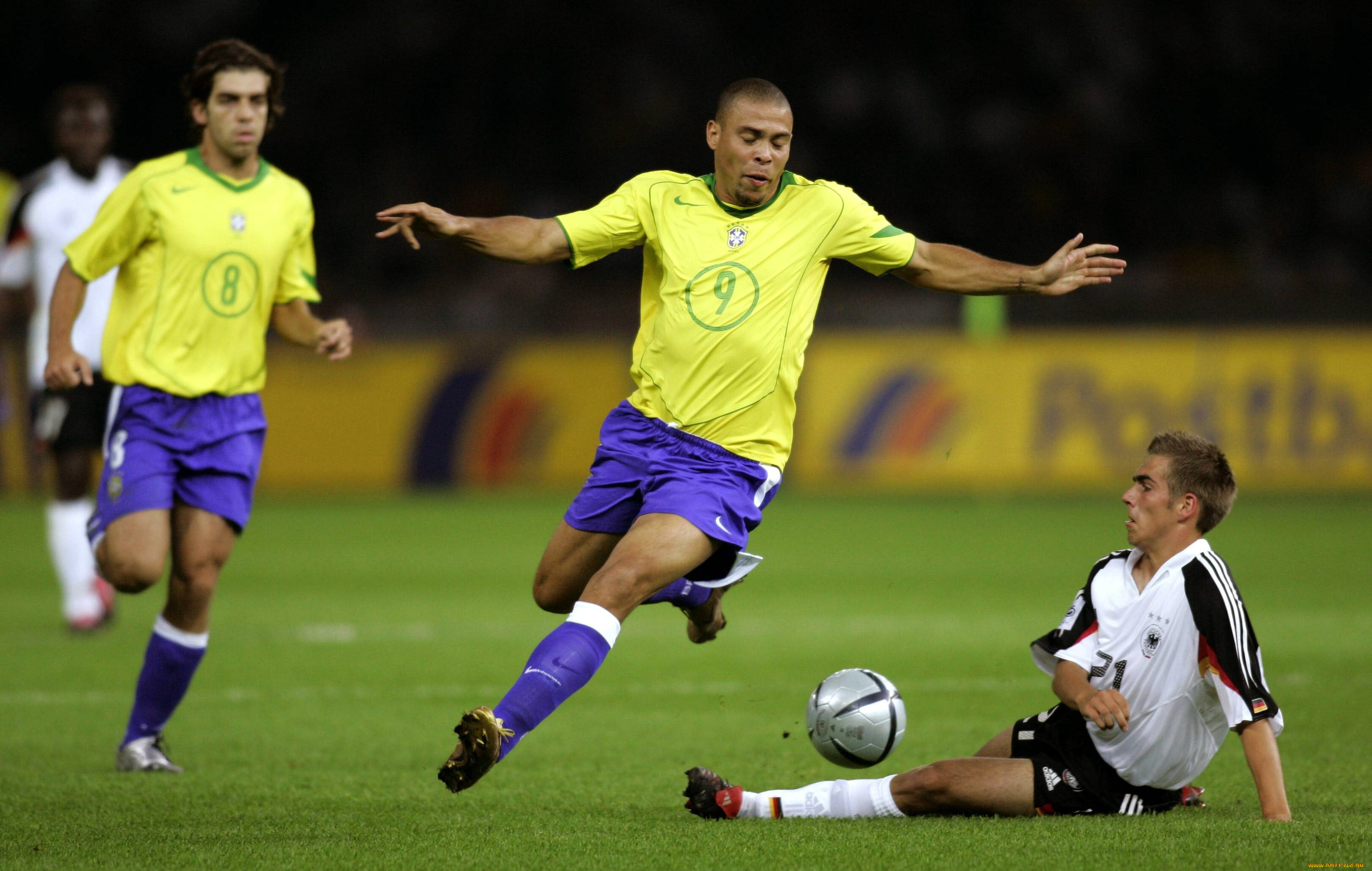 ronaldo, спорт, футбол, роналдо, r9, brazil, бразилия, сборная, товарищеский, германия, футболист, форвард, финт