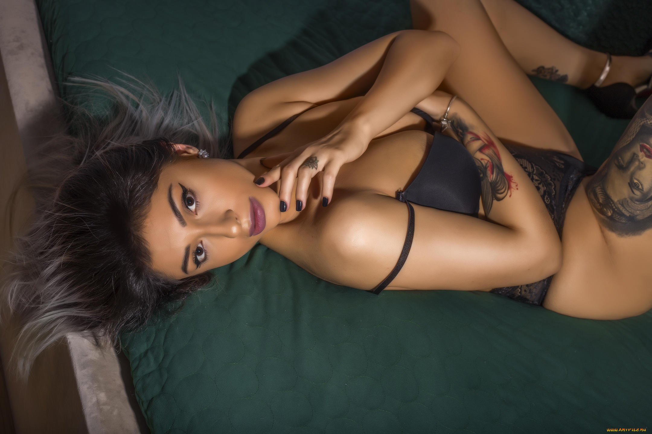 девушка, -, girl, девушки, -, брюнетки, , шатенки, девушка, женщина, брюнетка, темноволосая, сексуальная, модель, звезда, позирует, разная, обувь, верхняя, стильная, одежда, нижнее, эротическое, бельё, трусы, лифчик, колготки, чулки, аксессуары, макияж, и, множество, элементов, на, фотографии, ada, shelby