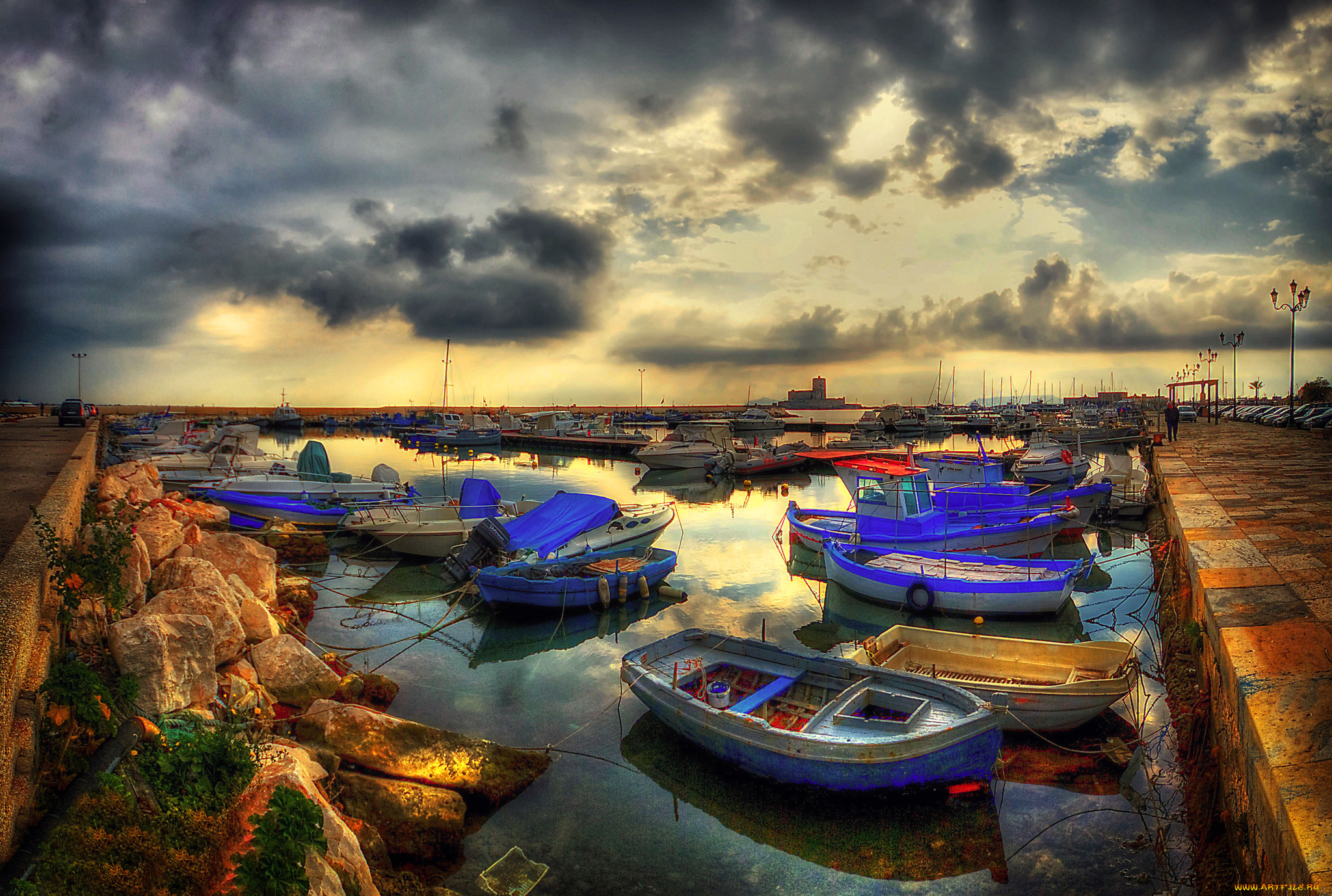 корабли, лодки, , шлюпки, причал, бухта, гавань, тучи, башня