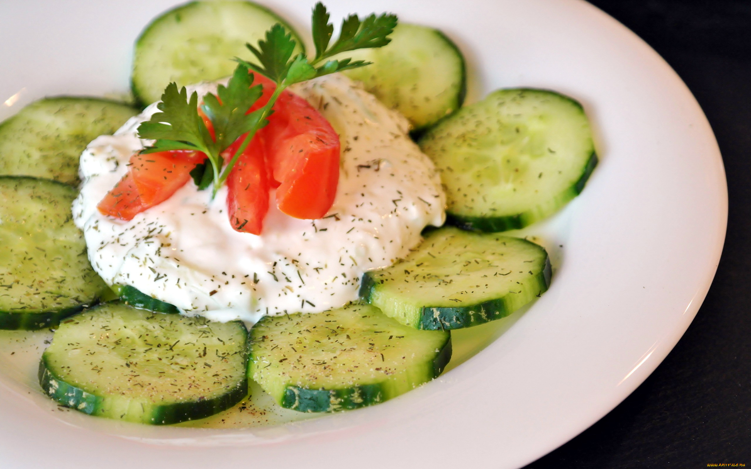 еда, огурцы, ломтики, соус