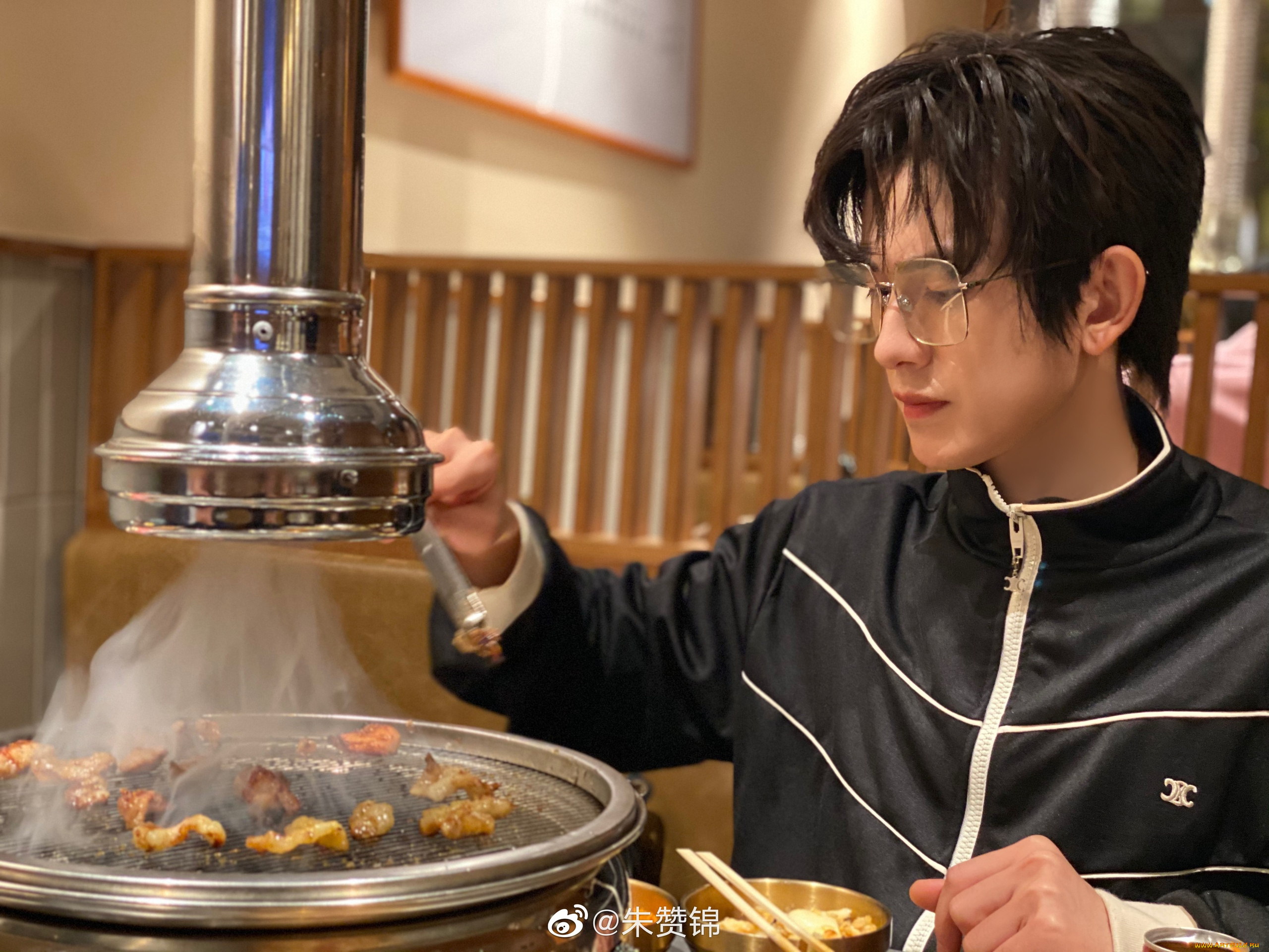 мужчины, zhu, zanjin, актер, очки, куртка, еда