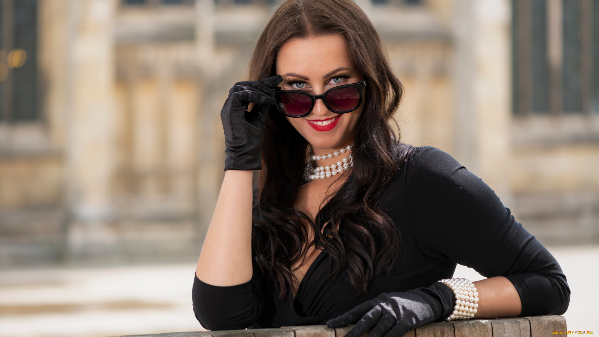 девушка, -, girl, девушки, -, брюнетки, , шатенки, девушка, женщина, шатенка, темноволосая, сексуальная, модель, звезда, позирует, разная, обувь, верхняя, стильная, одежда, нижнее, эротическое, бельё, трусы, лифчик, колготки, чулки, аксессуары, макияж, и, множество, элементов, на, фотографии