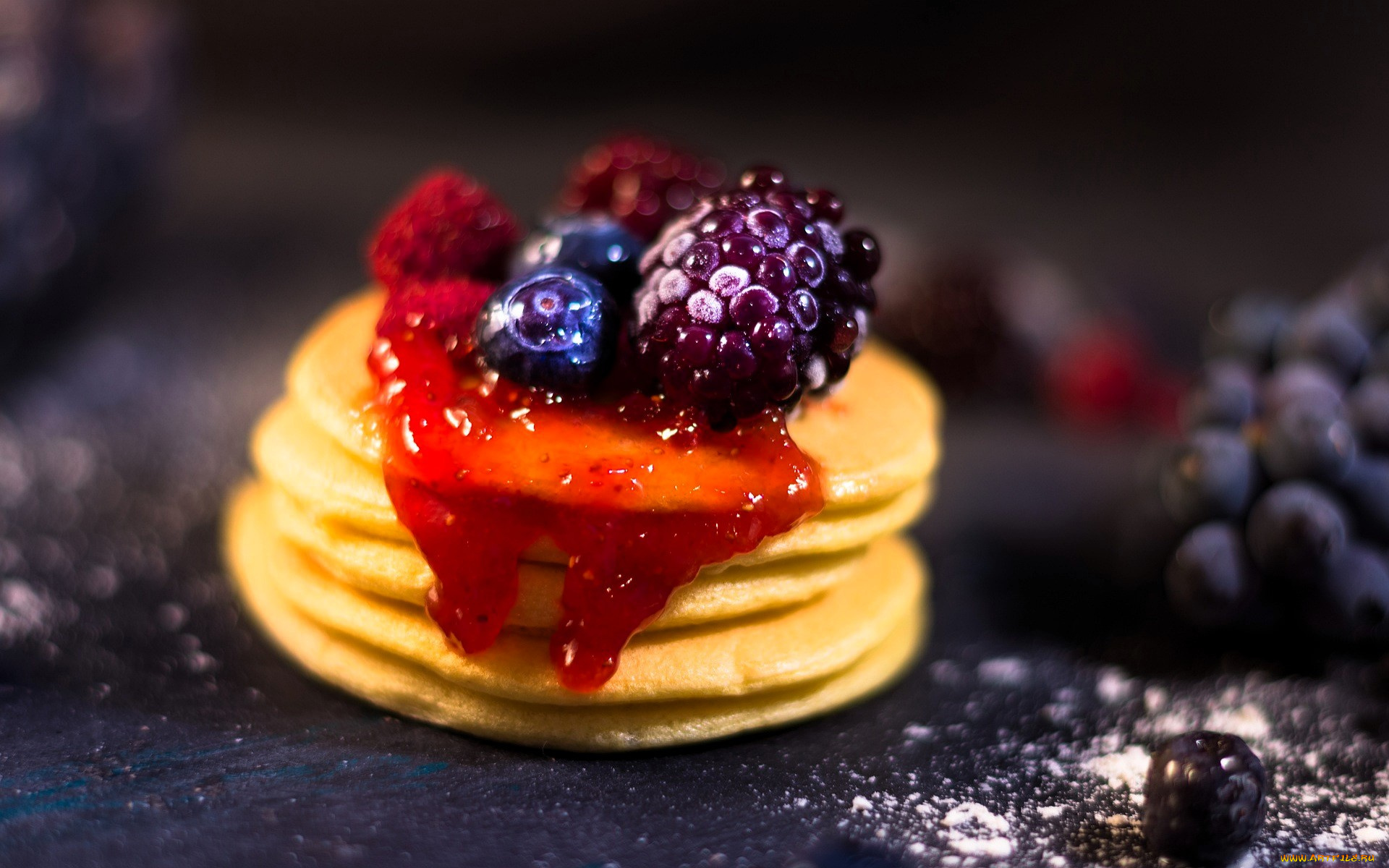 еда, блины, , оладьи, оладьи, сироп, ягоды