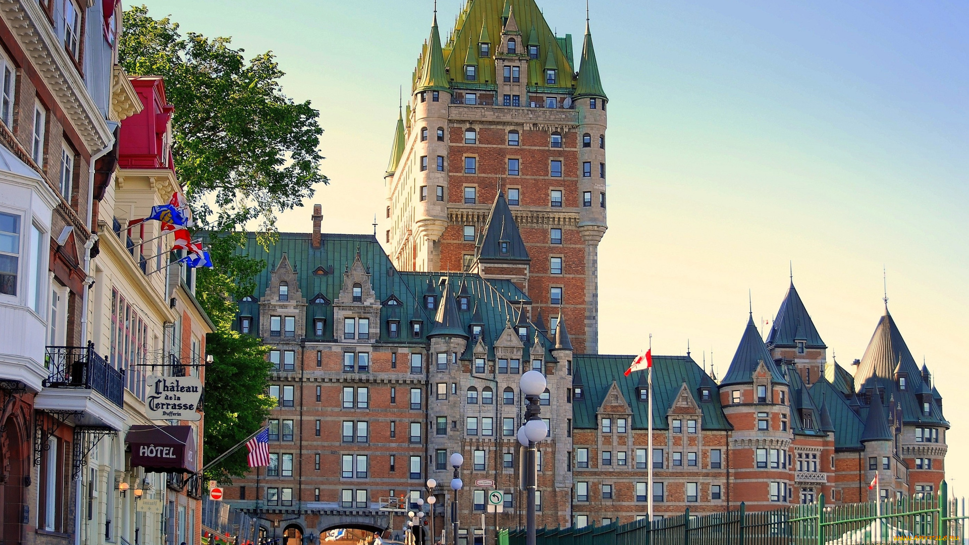 шато, фронтенак, квебек, канада, города, дворцы, замки, крепости, фонари, башни, улица