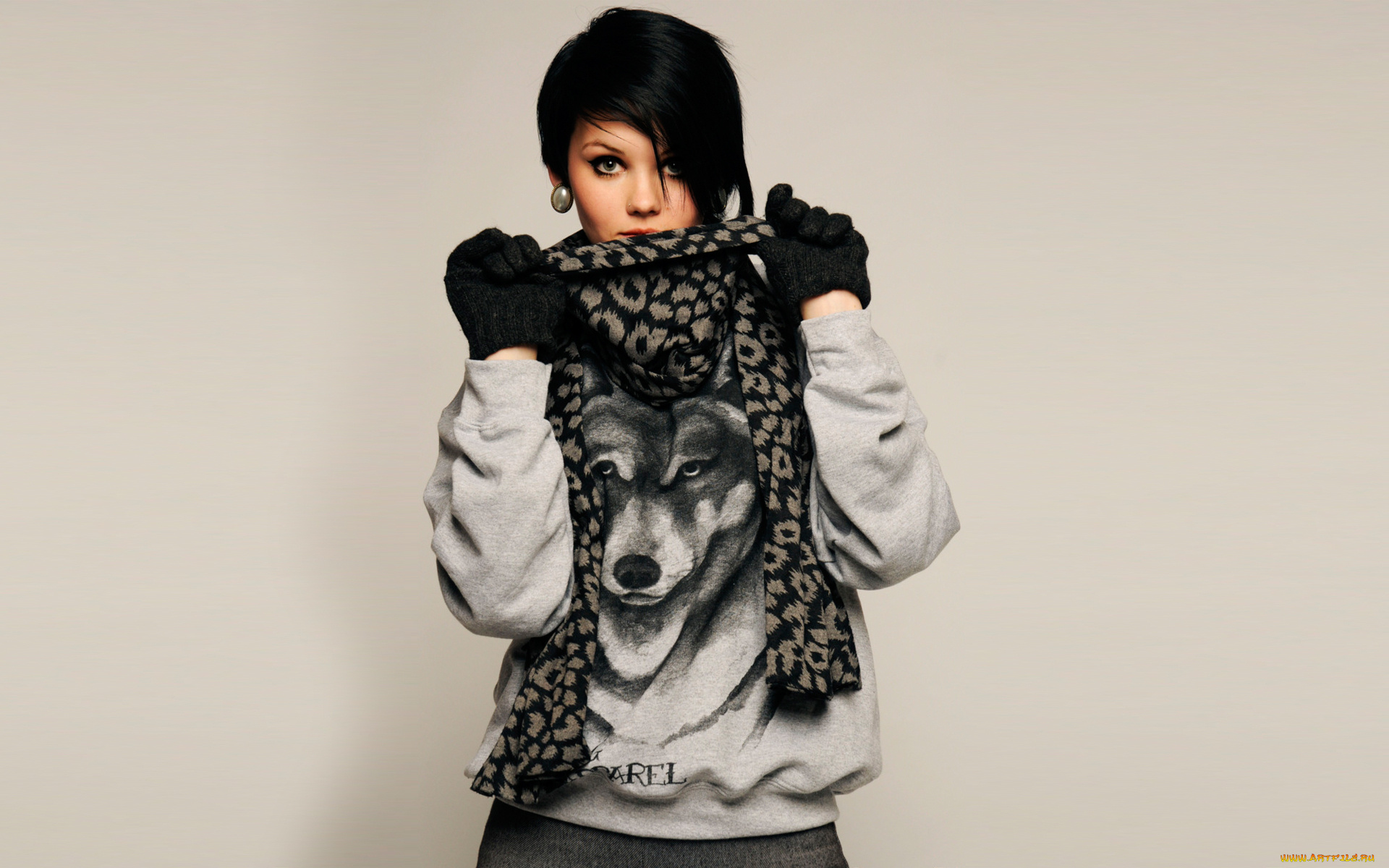 _Unsort, -НЕ, ВЫБИРАТЬ, , , девушки, , не, выбирать, волк, блузон, шарф, брюнетка