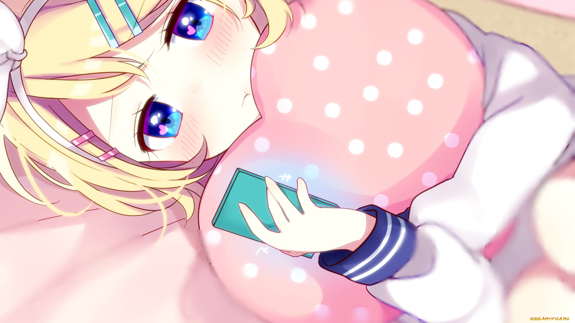 аниме, vocaloid, mafuyu, девушка, art, вокалоид, лежит, подушка, телефон, смущение