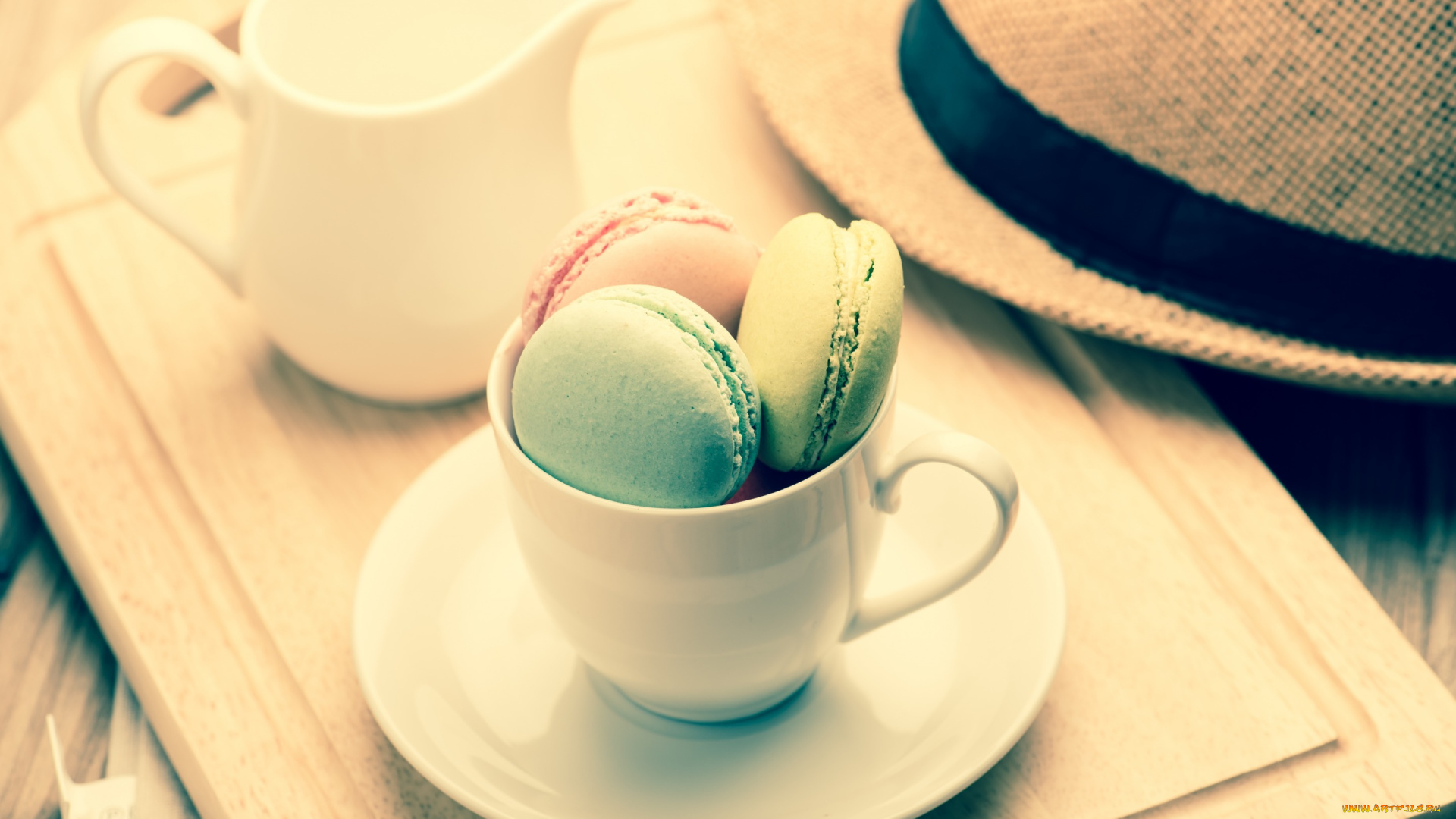 еда, макаруны, colorful, десерт, sweet, dessert, macaron, cookies, almond, макарун, cup, печенье, coffee