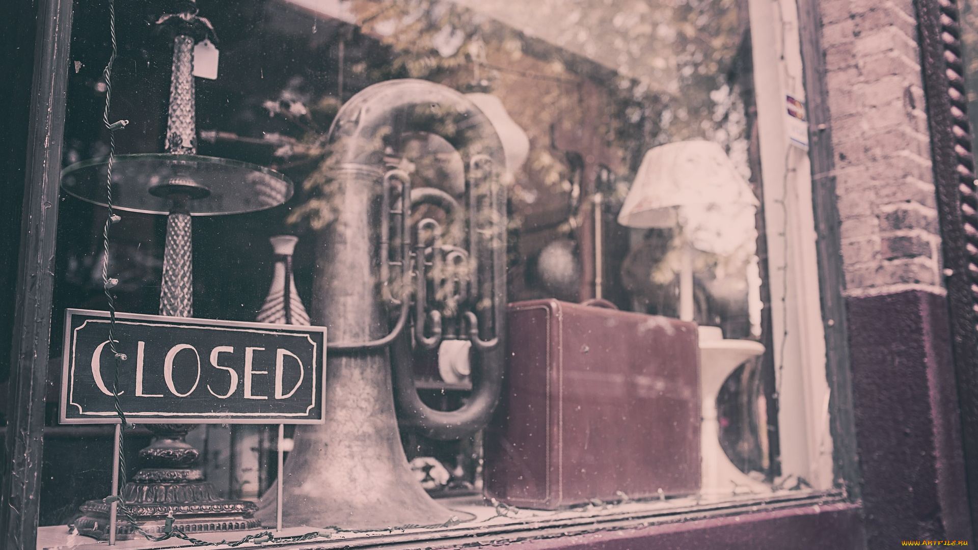 музыка, -другое, труба, чемодан, витрина