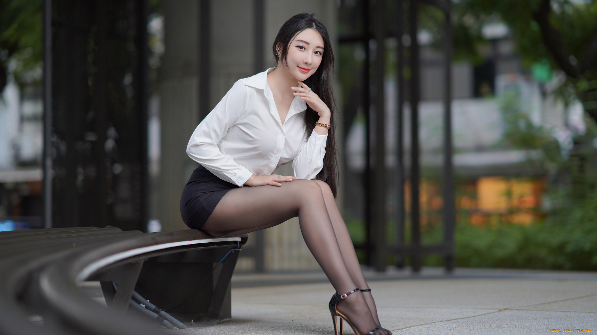 азиатская, красота, девушки, -, азиатки, девушка, женщина, брюнетка, темноволосая, сексуальная, модель, звезда, позирует, разная, обувь, верхняя, стильная, одежда, нижнее, эротическое, бельё, трусы, лифчик, колготки, чулки, аксессуары, макияж, и, множество, элементов, на, фотографии