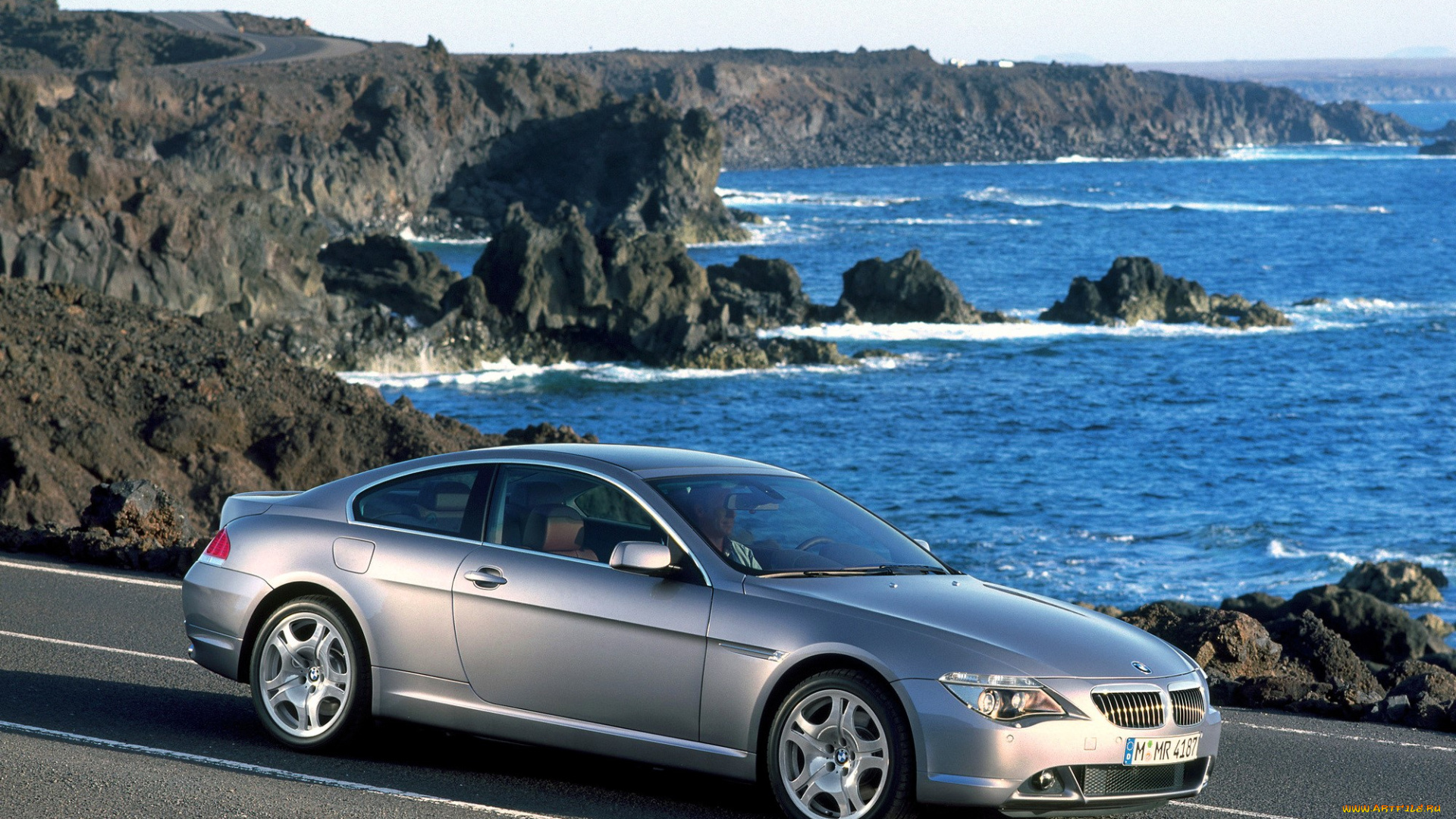 bmw, e63, автомобили, bmw, серебристый, дорога, шоссе, побережье, море, скалы, камни