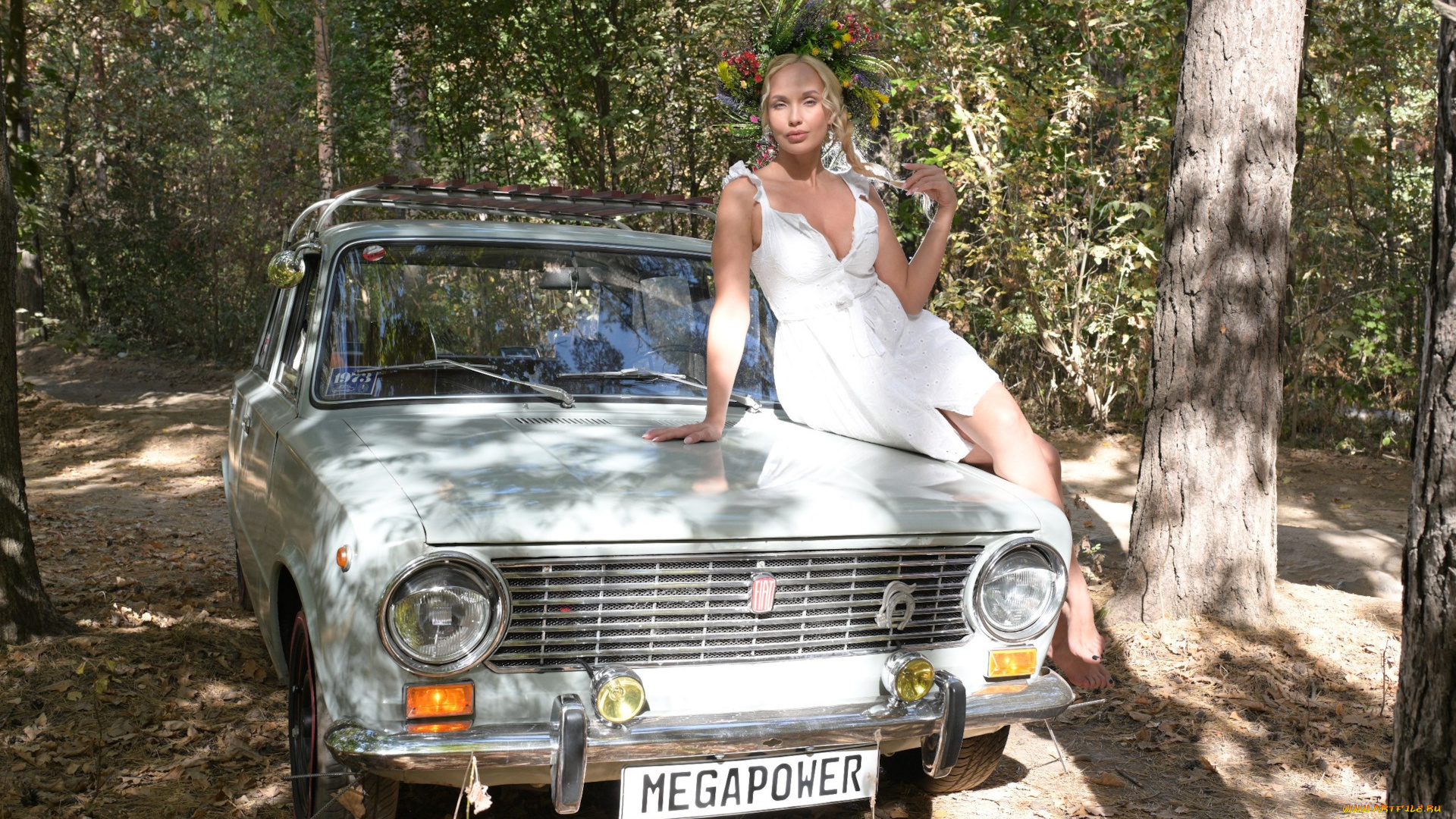 девушка, и, авто, автомобили, -авто, с, девушками, девушка, женщина, блондинка, светловолосая, сексуальная, модель, звезда, позирует, разная, обувь, верхняя, стильная, одежда, нижнее, эротическое, бельё, трусы, лифчик, колготки, чулки, аксессуары, макияж, и, множество, элементов, на, фотографии