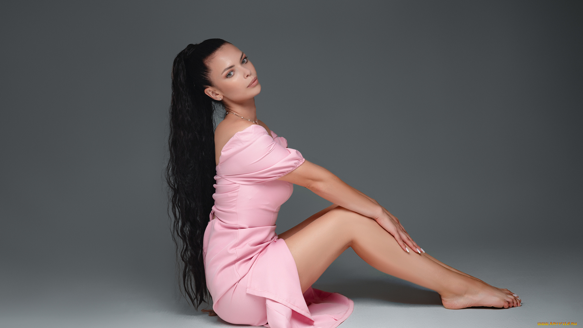 сексуальная, девушка, девушки, -, брюнетки, , шатенки, девушка, женщина, брюнетка, темноволосая, сексуальная, модель, звезда, позирует, разная, обувь, верхняя, стильная, одежда, нижнее, эротическое, бельё, трусы, лифчик, колготки, чулки, аксессуары, макияж, и, множество, элементов, на, фотографии