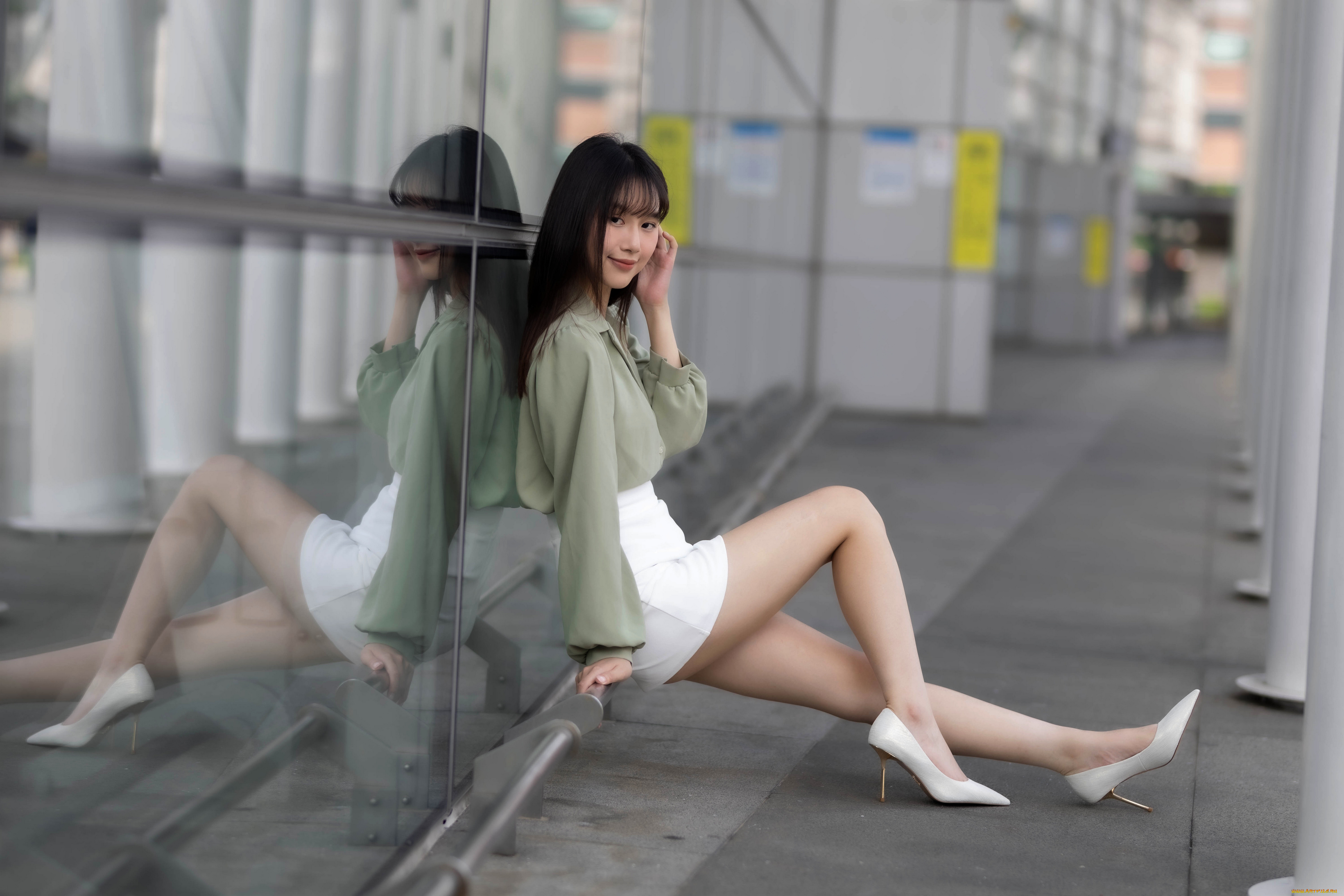 азиатская, красота, девушки, -, азиатки, девушка, женщина, брюнетка, темноволосая, сексуальная, модель, звезда, позирует, разная, обувь, верхняя, стильная, одежда, нижнее, эротическое, бельё, трусы, лифчик, колготки, чулки, аксессуары, макияж, и, множество, элементов, на, фотографии