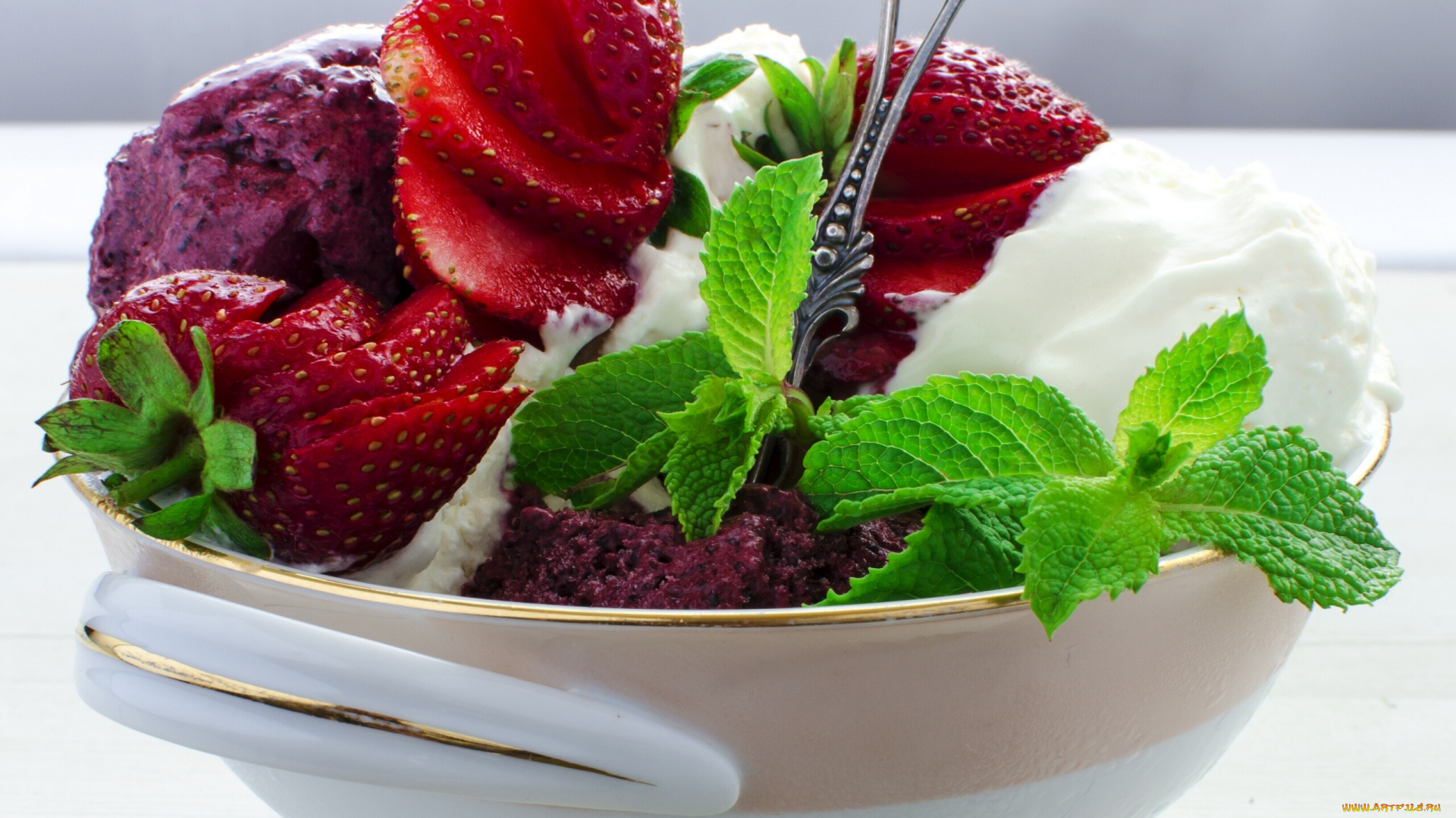 еда, мороженое, десерты, клубника, ягоды, мята