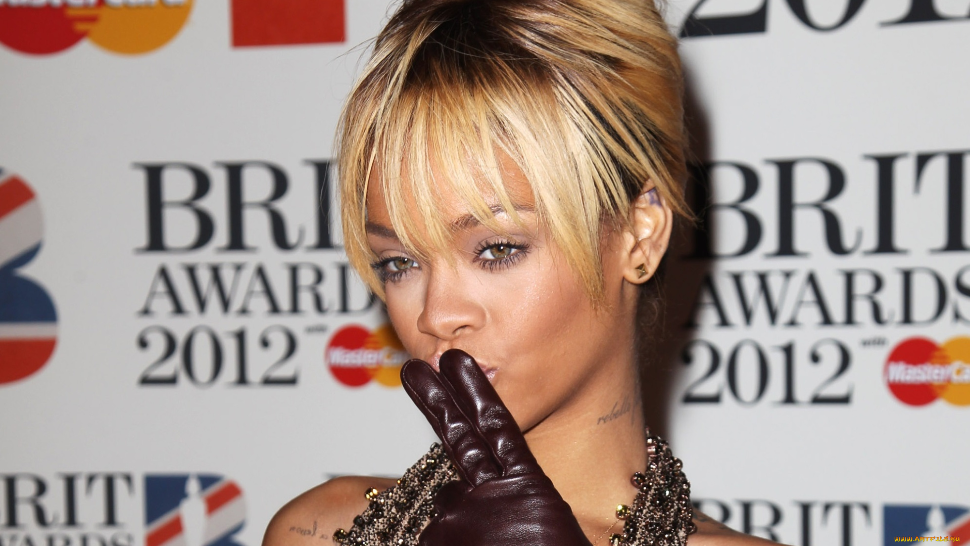 rihanna, музыка, сша, регги, дэнсхолл, r, n, b, актриса, филантроп, продюсер, автор, песен, певица