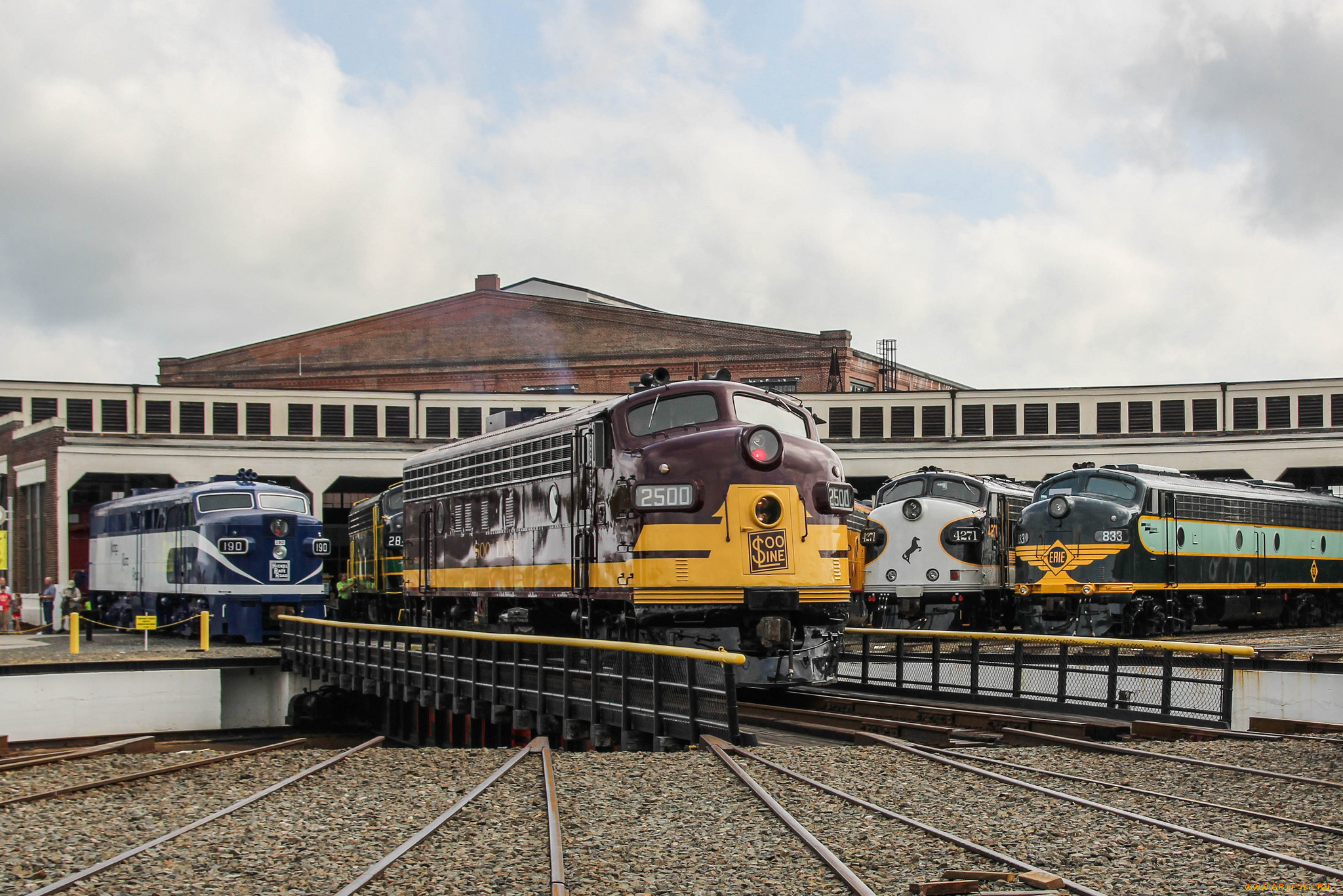 техника, локомотивы, депо