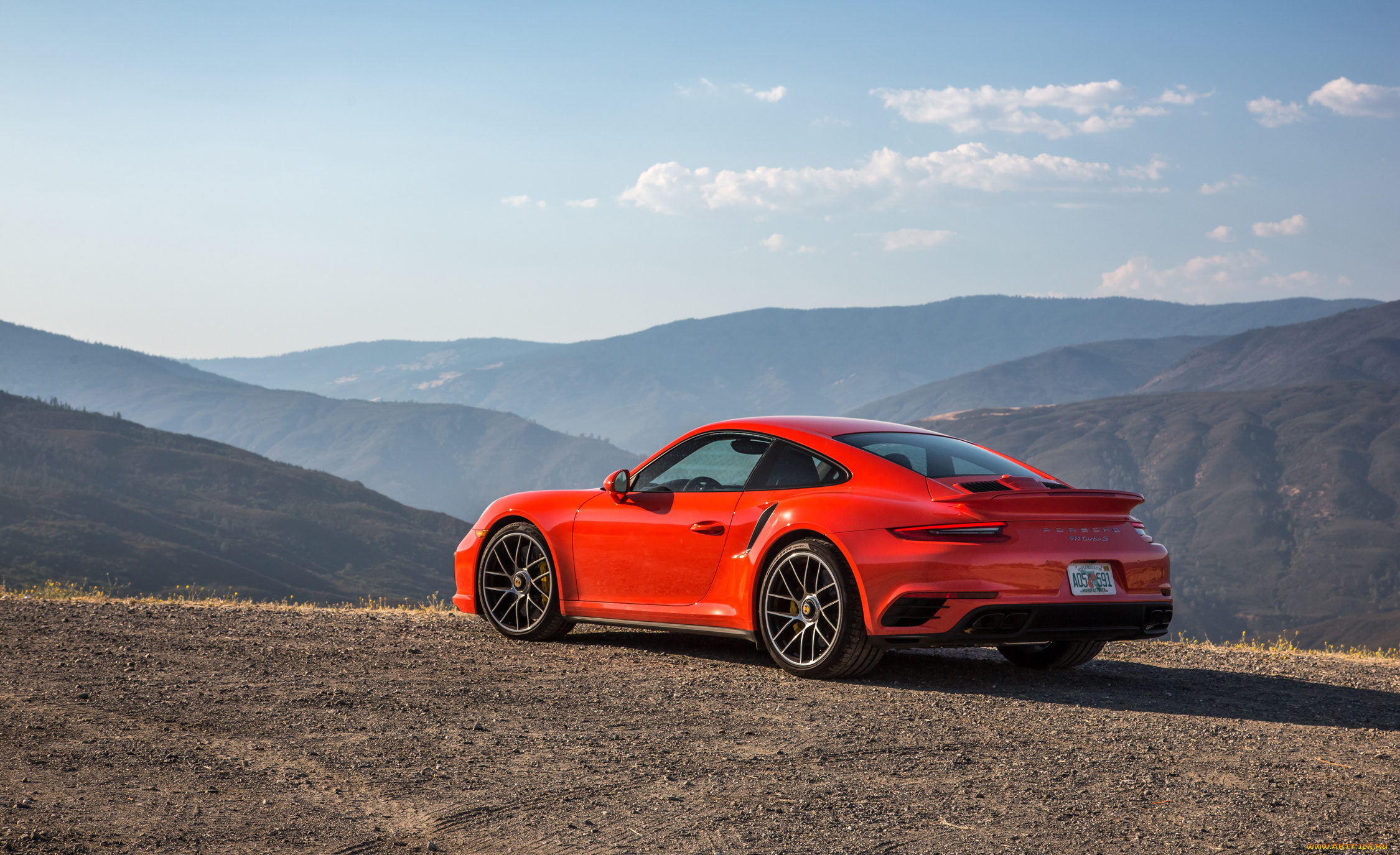 автомобили, porsche, 2017г, 911, turbo, s, coupe, north, america, красный