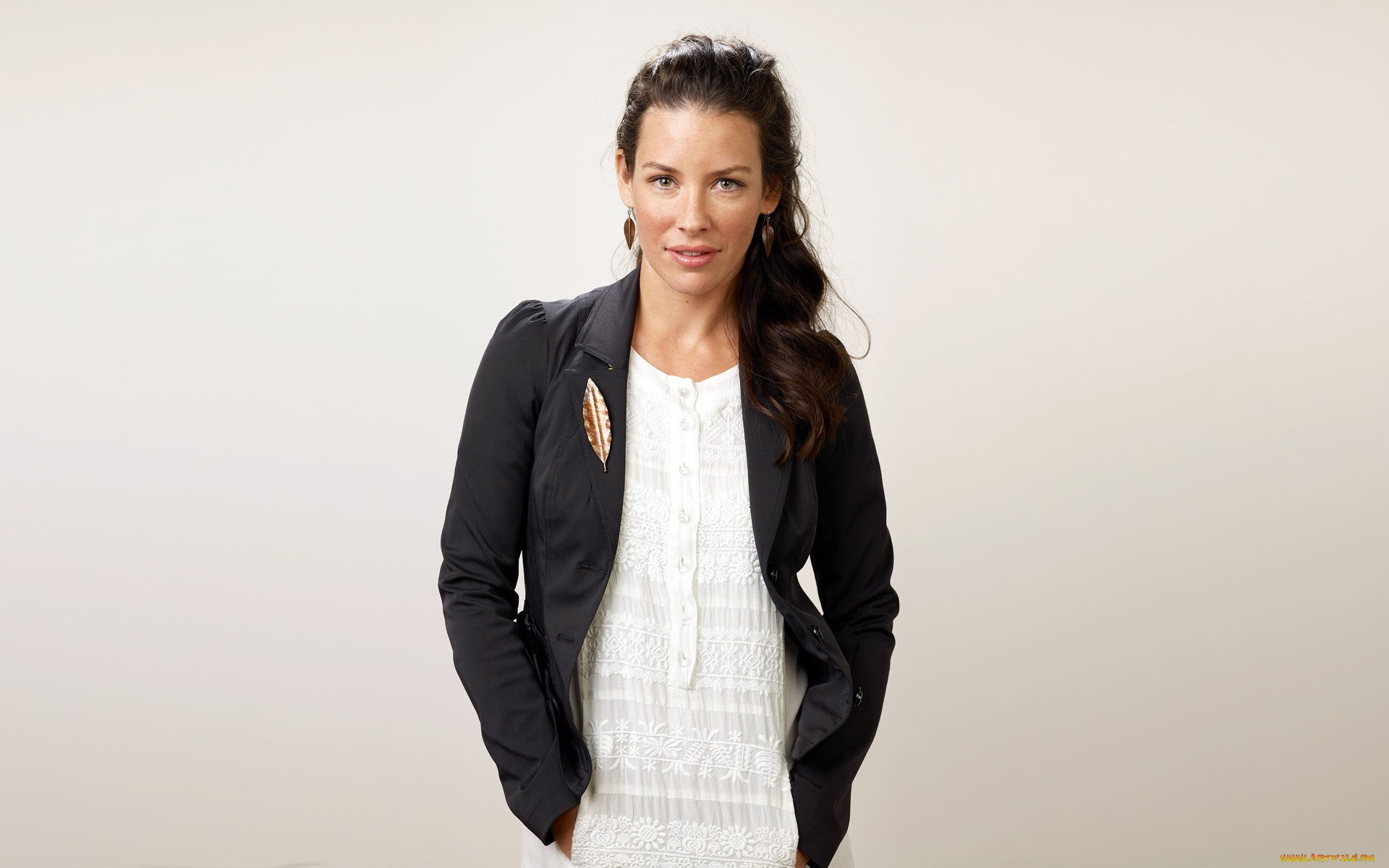 evangeline, lilly, девушки, evangeline, lilly, поза, девушка, актриса, модель, красотка, стройная, сексуальная, лицо, макияж, взгляд, кино