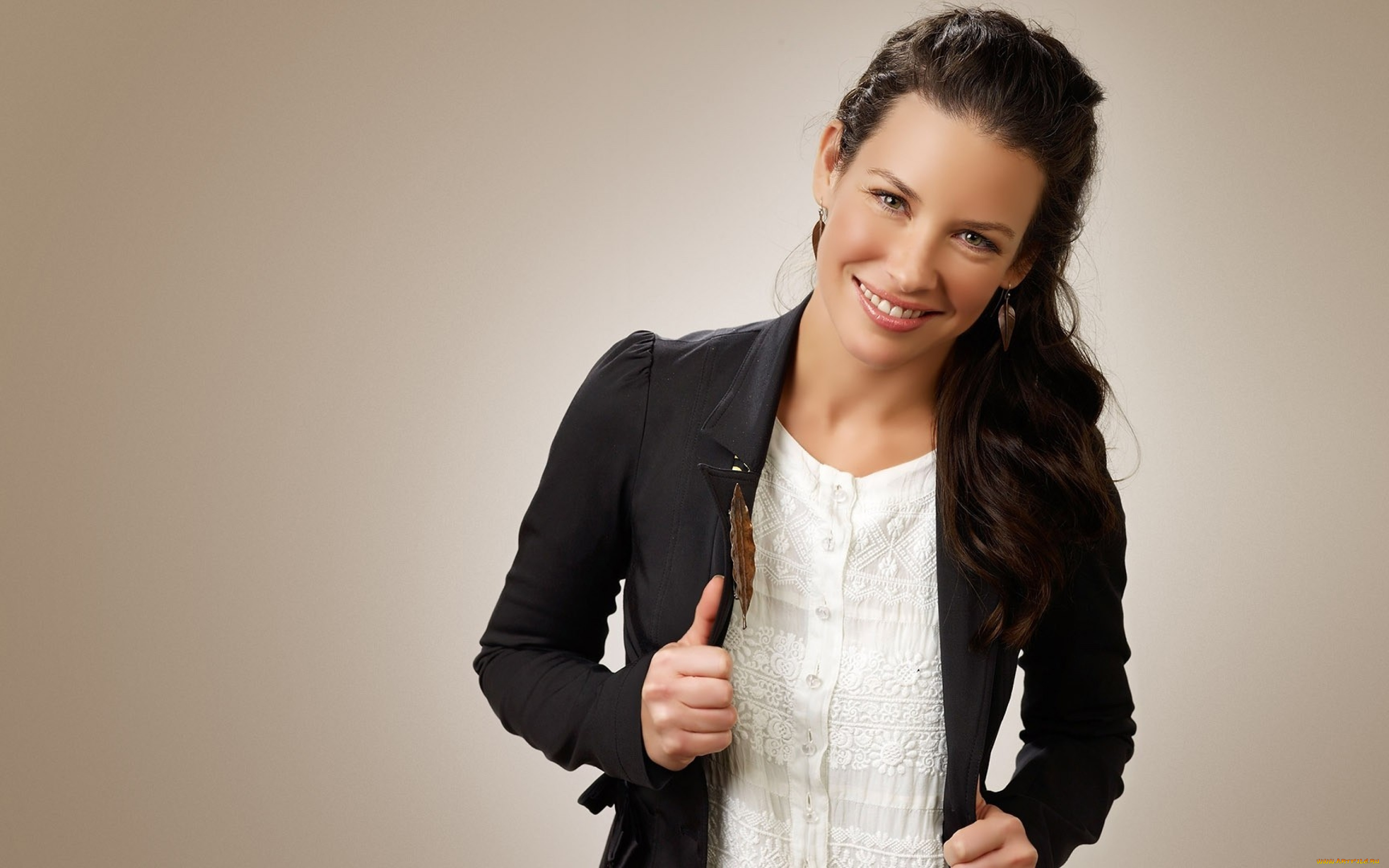 evangeline, lilly, девушки, evangeline, lilly, поза, девушка, актриса, модель, красотка, стройная, сексуальная, лицо, макияж, взгляд, кино