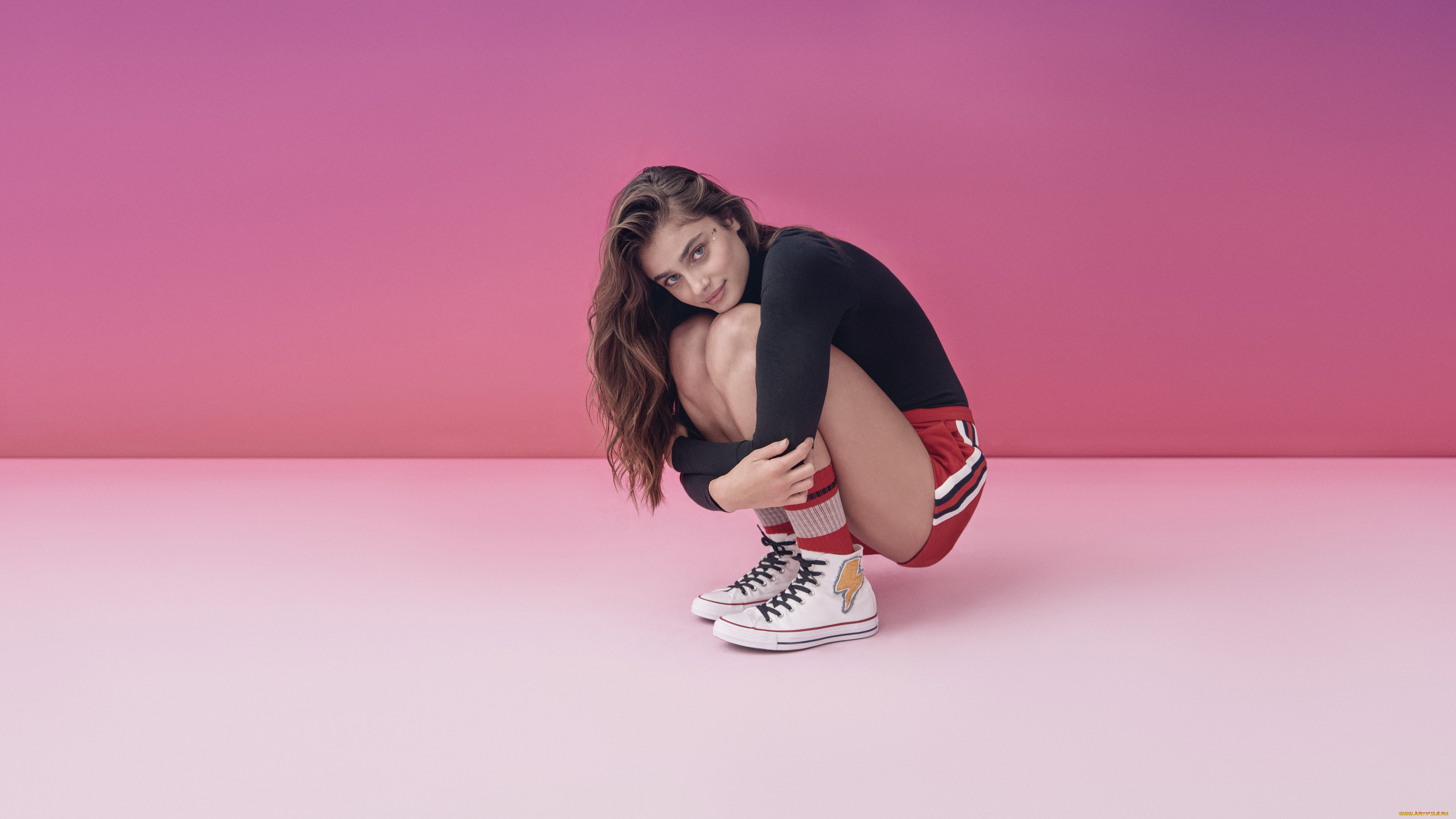 taylor, hill, девушки, taylor, hill, флирт, поза, стройная, девушка, модель, шатенка, красотка, макияж, причёска, сексуальная, взгляд