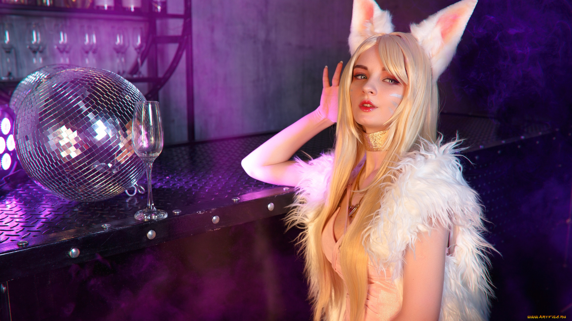 девушки, kirdjava, ари, ушки, мех, стол, шар, образ, костюм