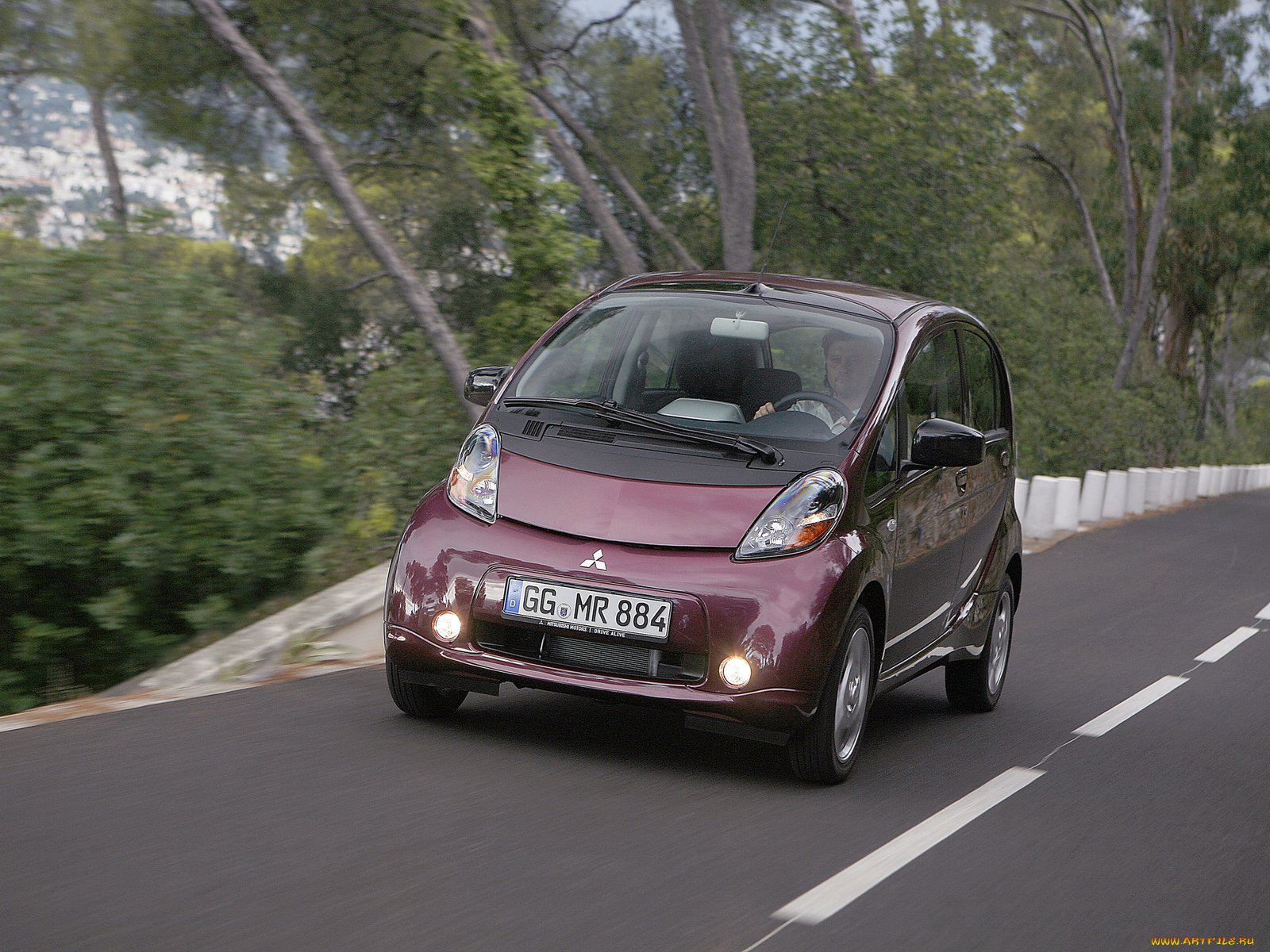 автомобили, mitsubishi