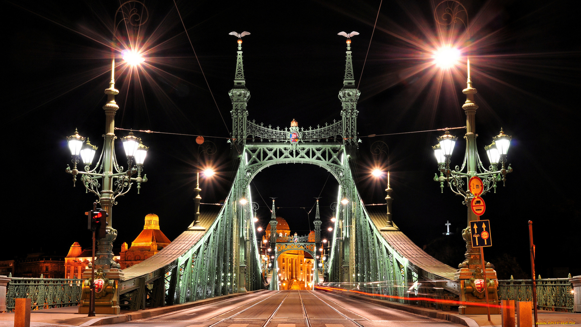 freedom, bridge, in, budapest, города, будапешт, , венгрия, фонари, огни, мост, ночь
