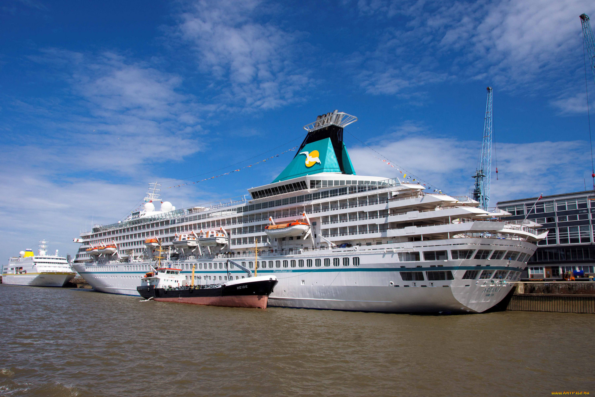 корабли, разные, вместе, причал, обслуга, лайнеры