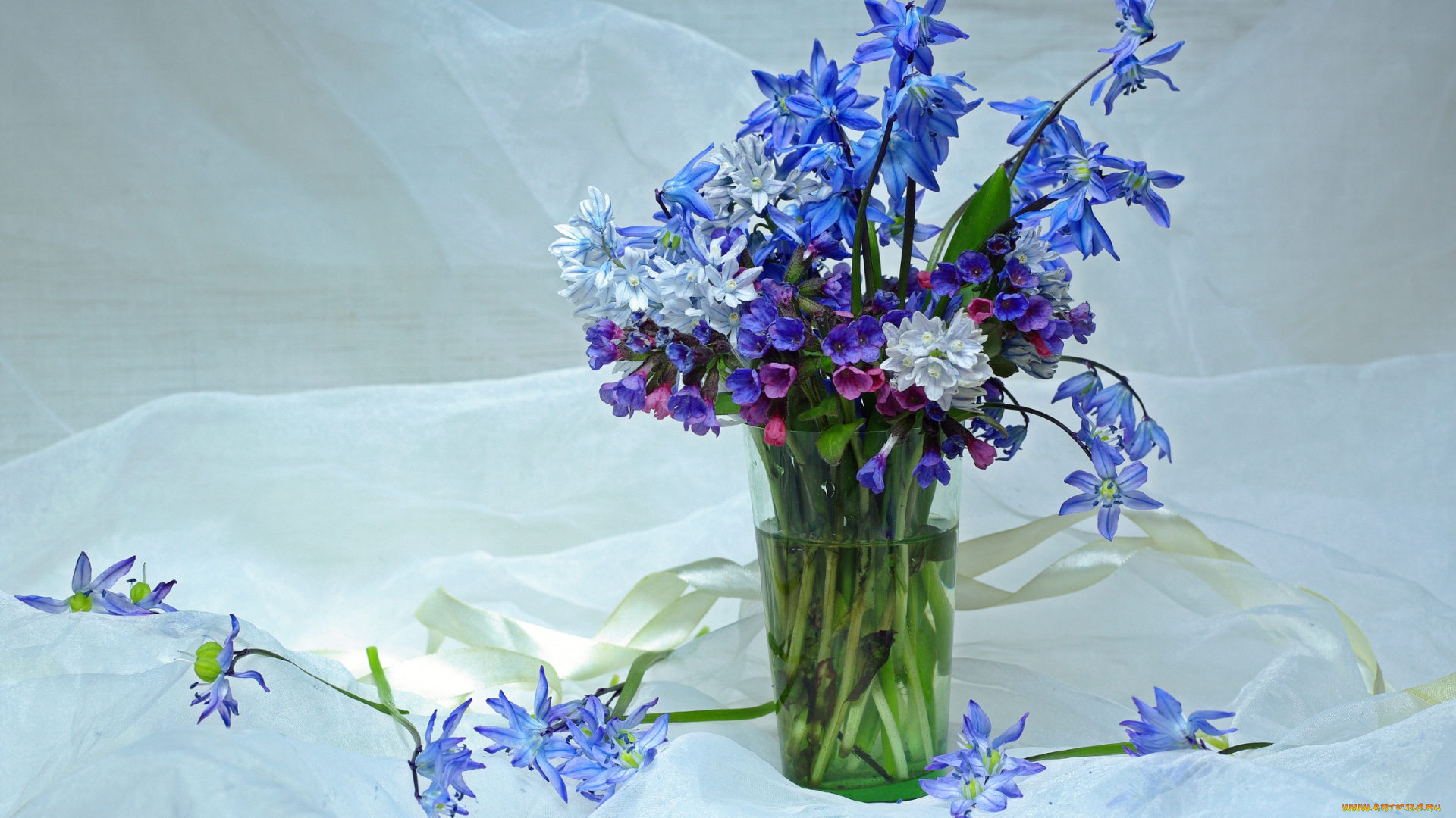 цветы, букеты, , композиции, медуница, май, пушкинария, композиция, пролески, подснежники, красота, весна, первоцветы, букетик