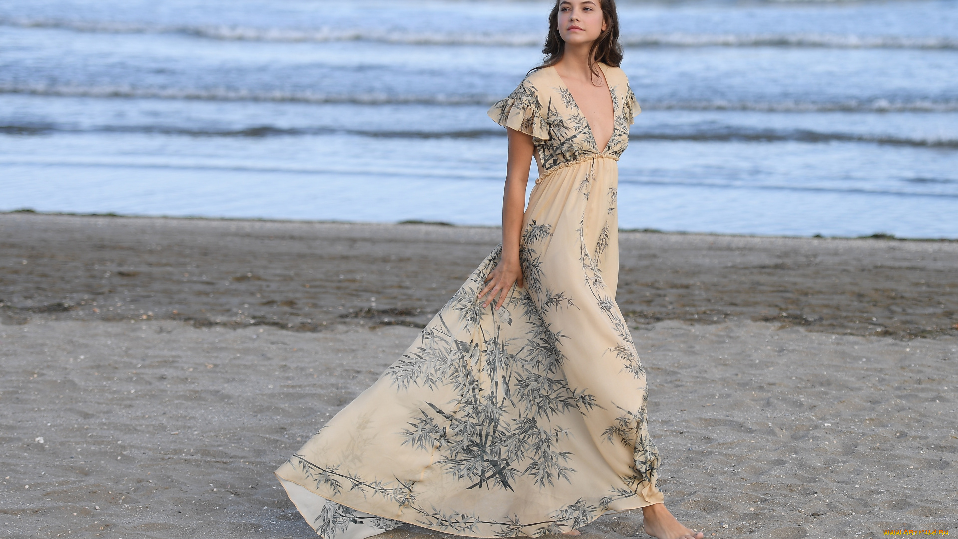 девушки, barbara, palvin, босиком, берег, платье, море, модель