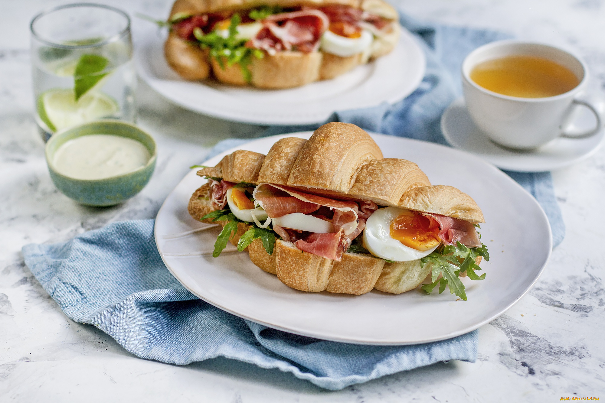 еда, бутерброды, , гамбургеры, , канапе, яйцо, соус, чай, круассан
