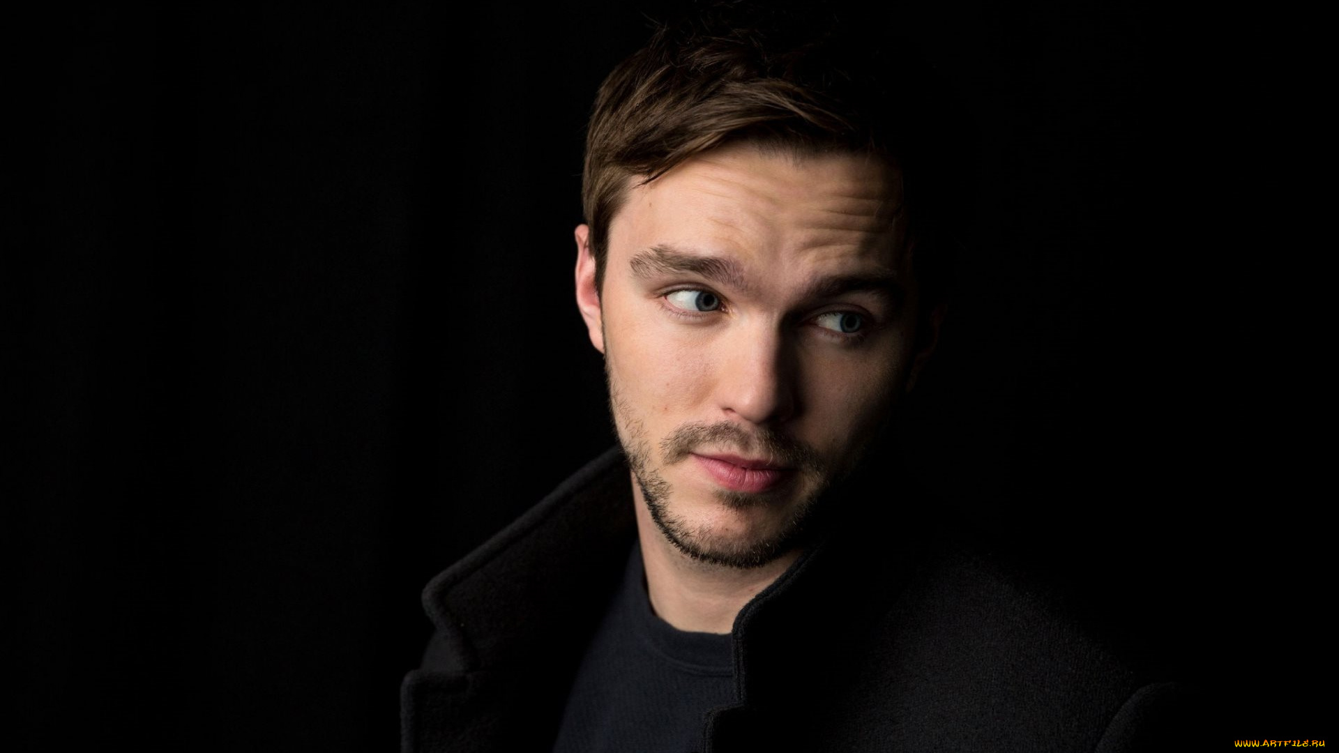мужчины, nicholas, hoult, бородка, усы