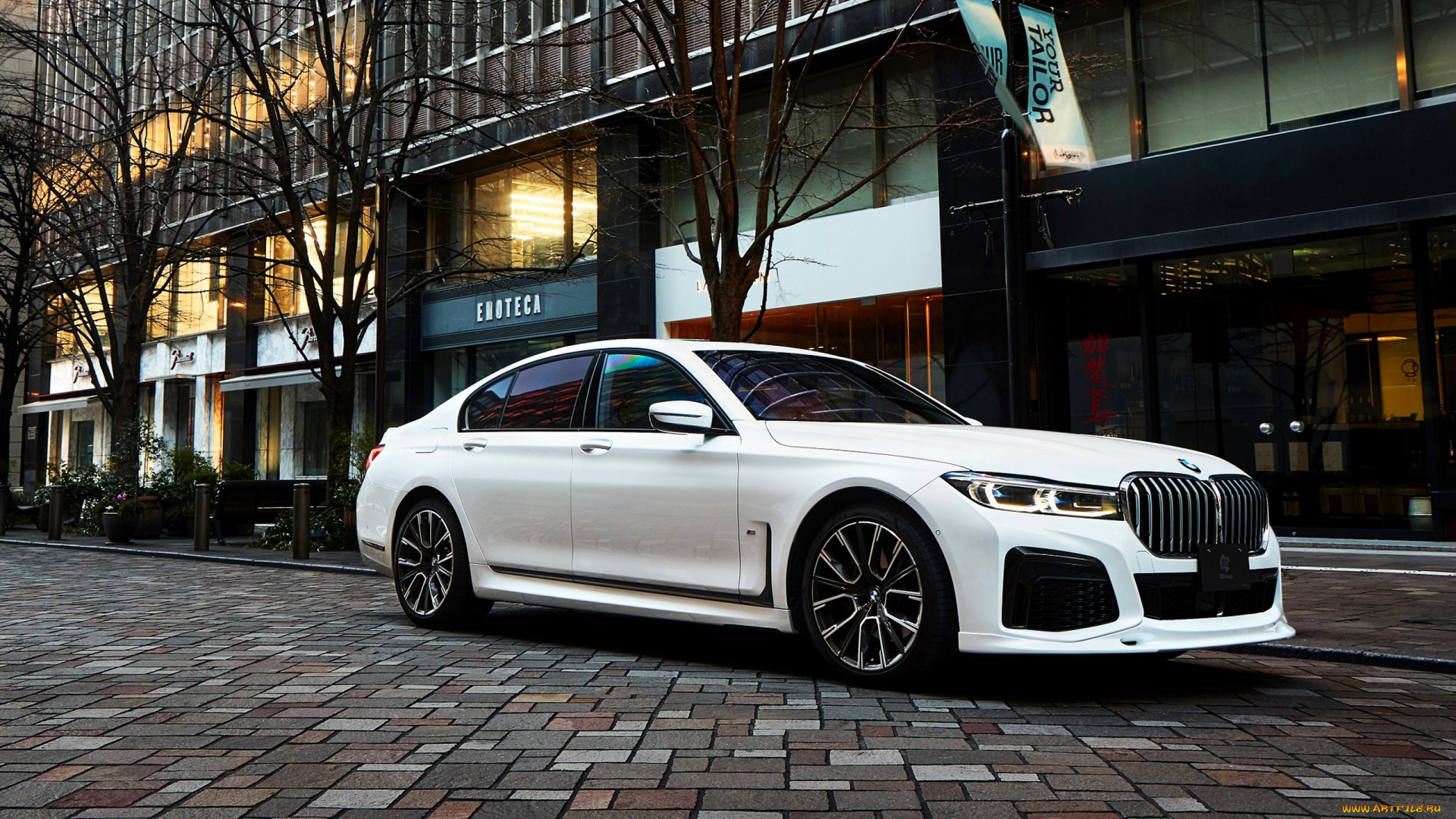 bmw, 740i, m, sport, автомобили, bmw, белый, деревья, здания, плитка